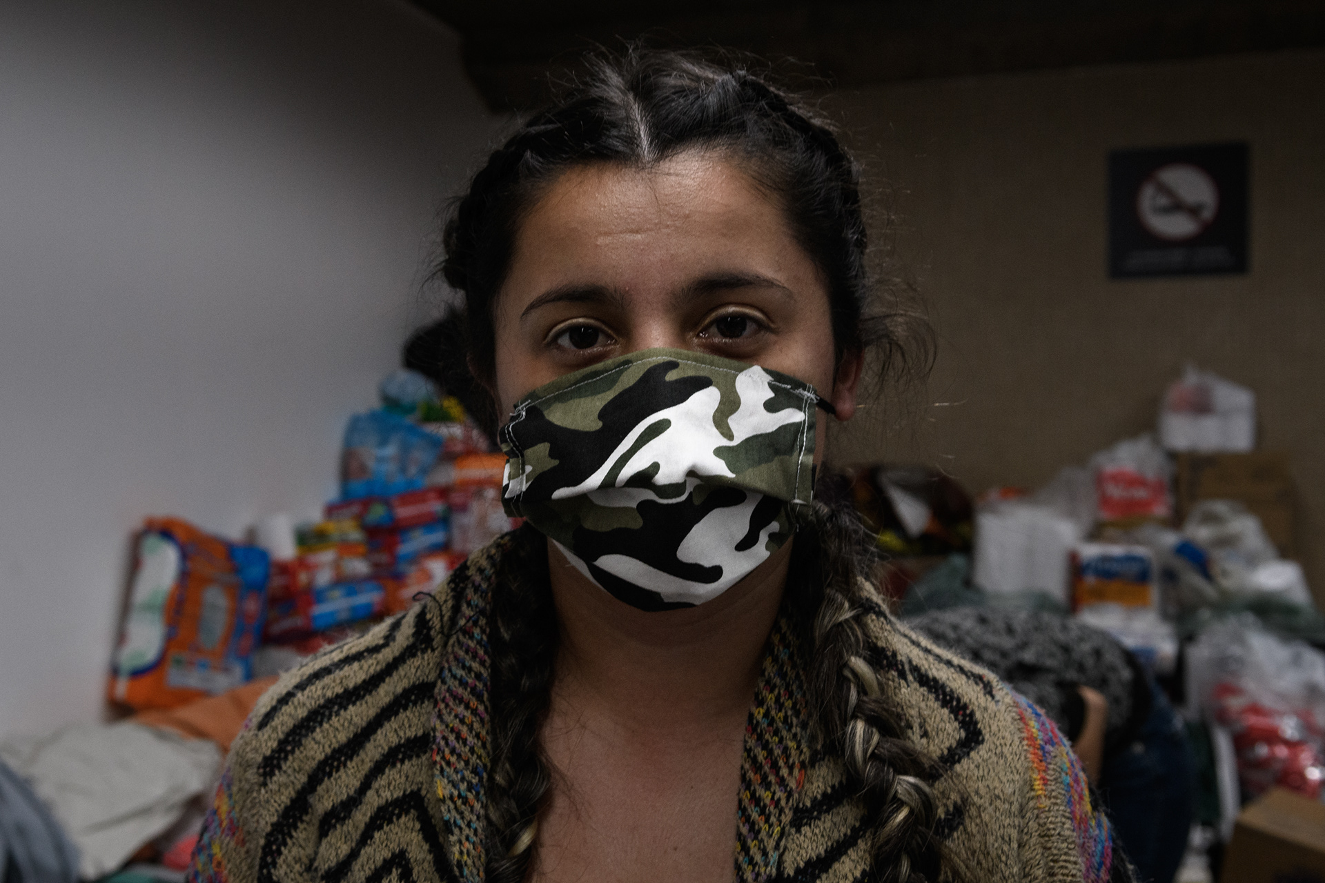 A imigrante Colombiana Núbia, responsável pela organização do acampamento, sábado (23).