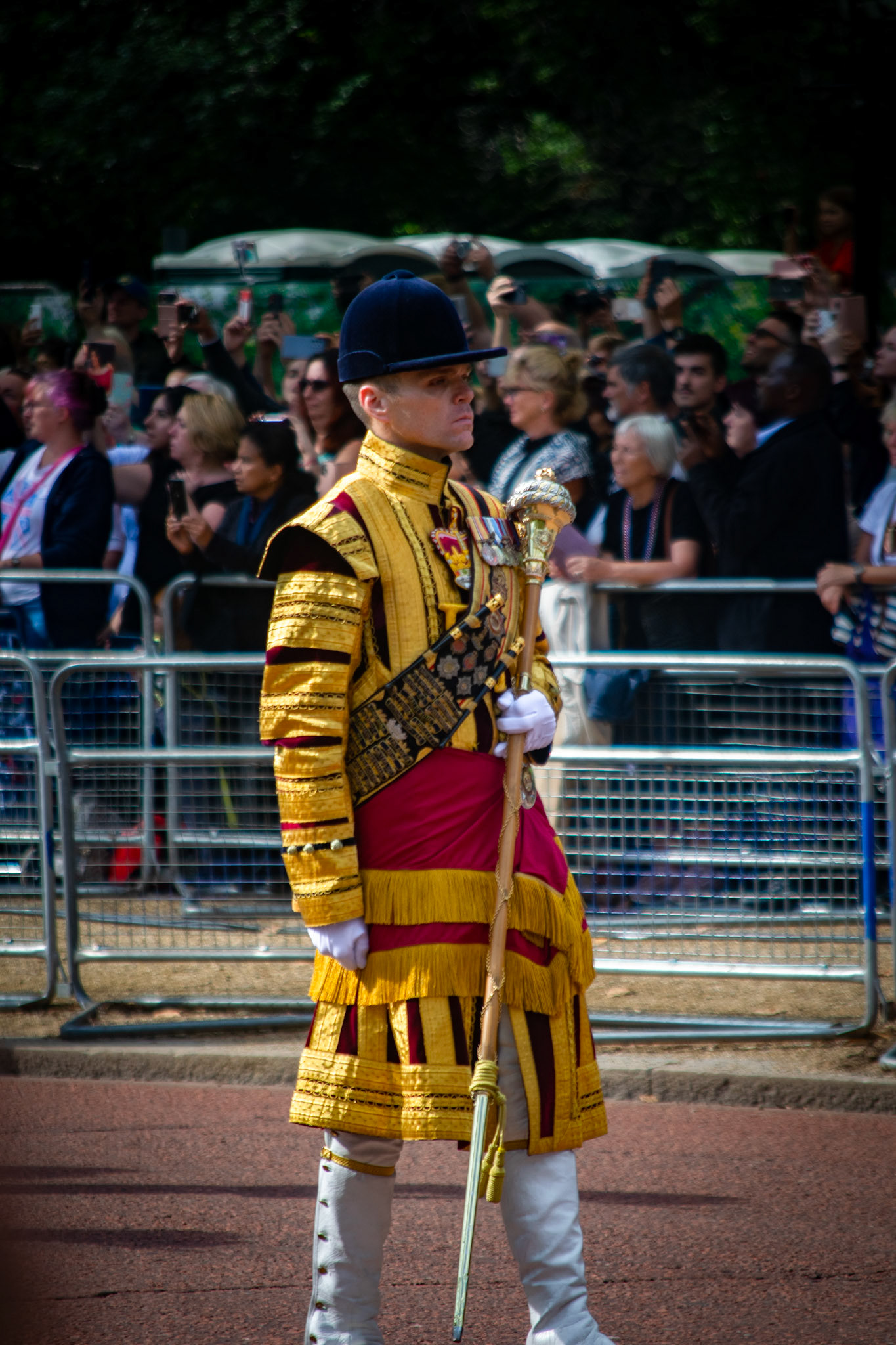 The lifeguards were followed by The Scott Guards and the Grenadier guards playing the funeral march. The whole tempo of the march was at 75 beats per minute, which is ideal for a sombre ceremony.