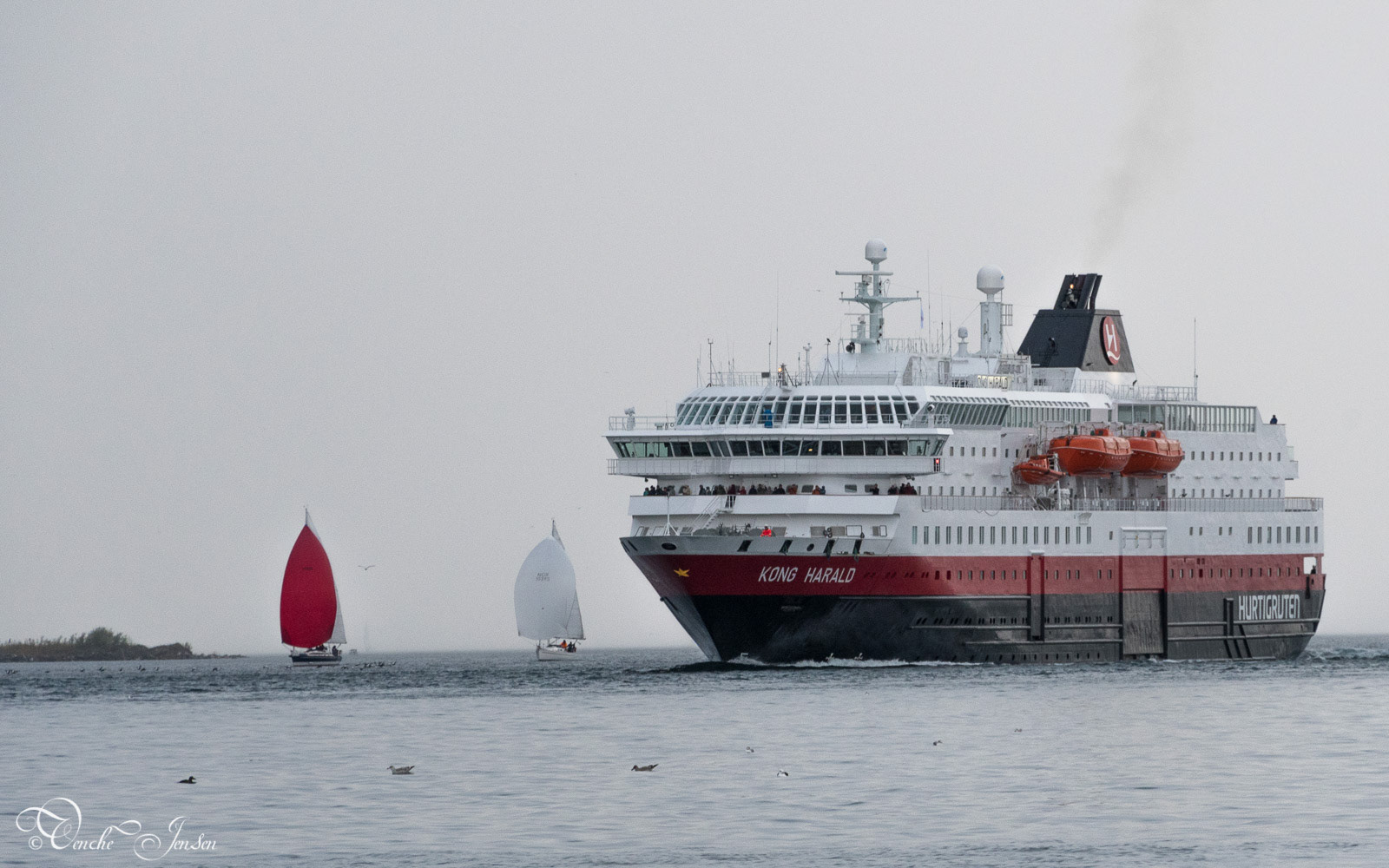 Kongen på tur inn til Tromsø