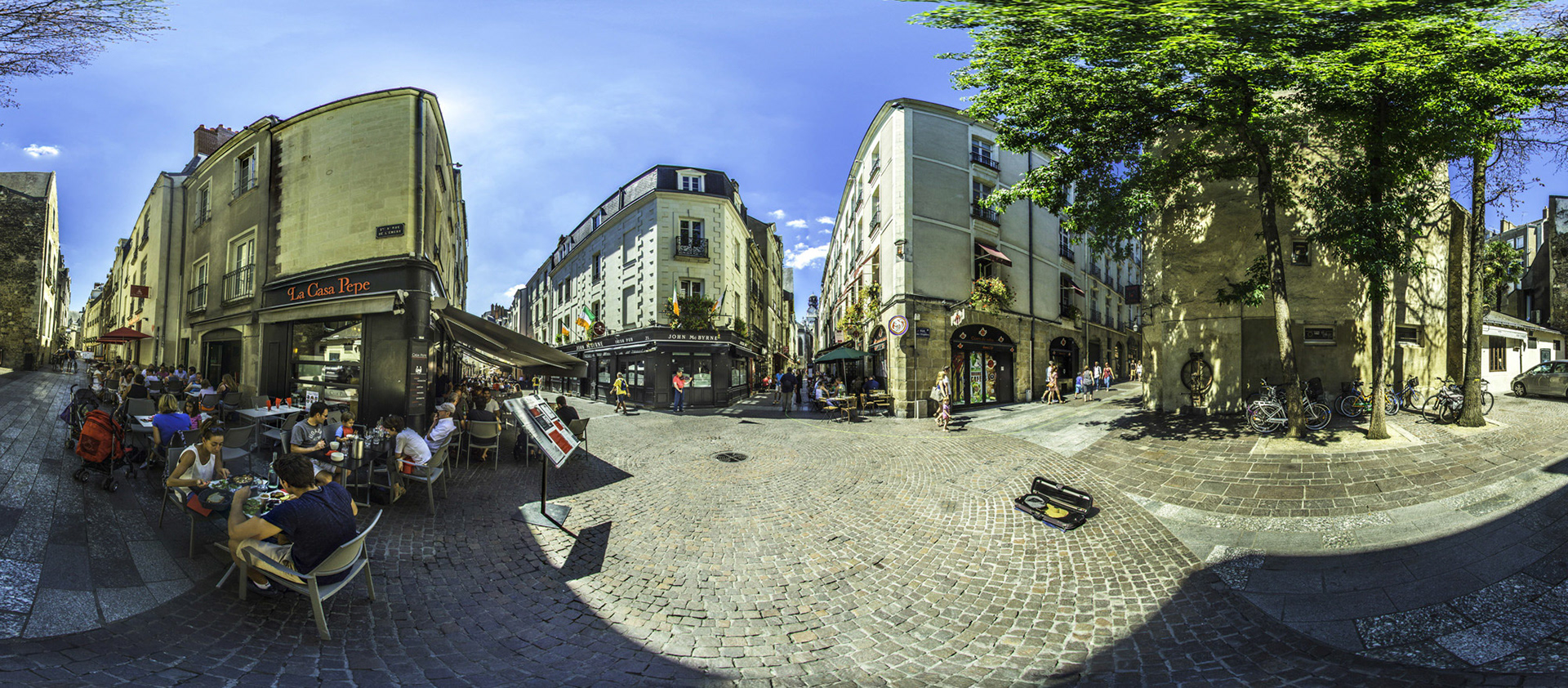 Restaurants au quartier Bouffay Nantes.