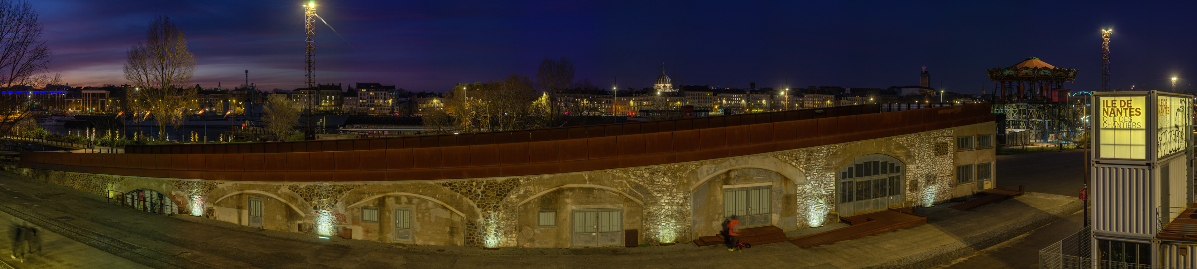 PANORAMIQUE ILE DE NANTES CITE DES CHANTIERS