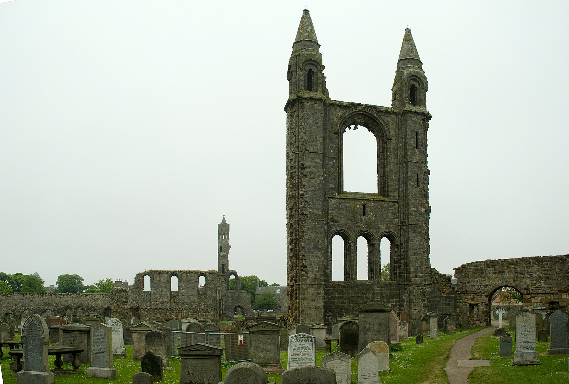 SAINT ANDREWS