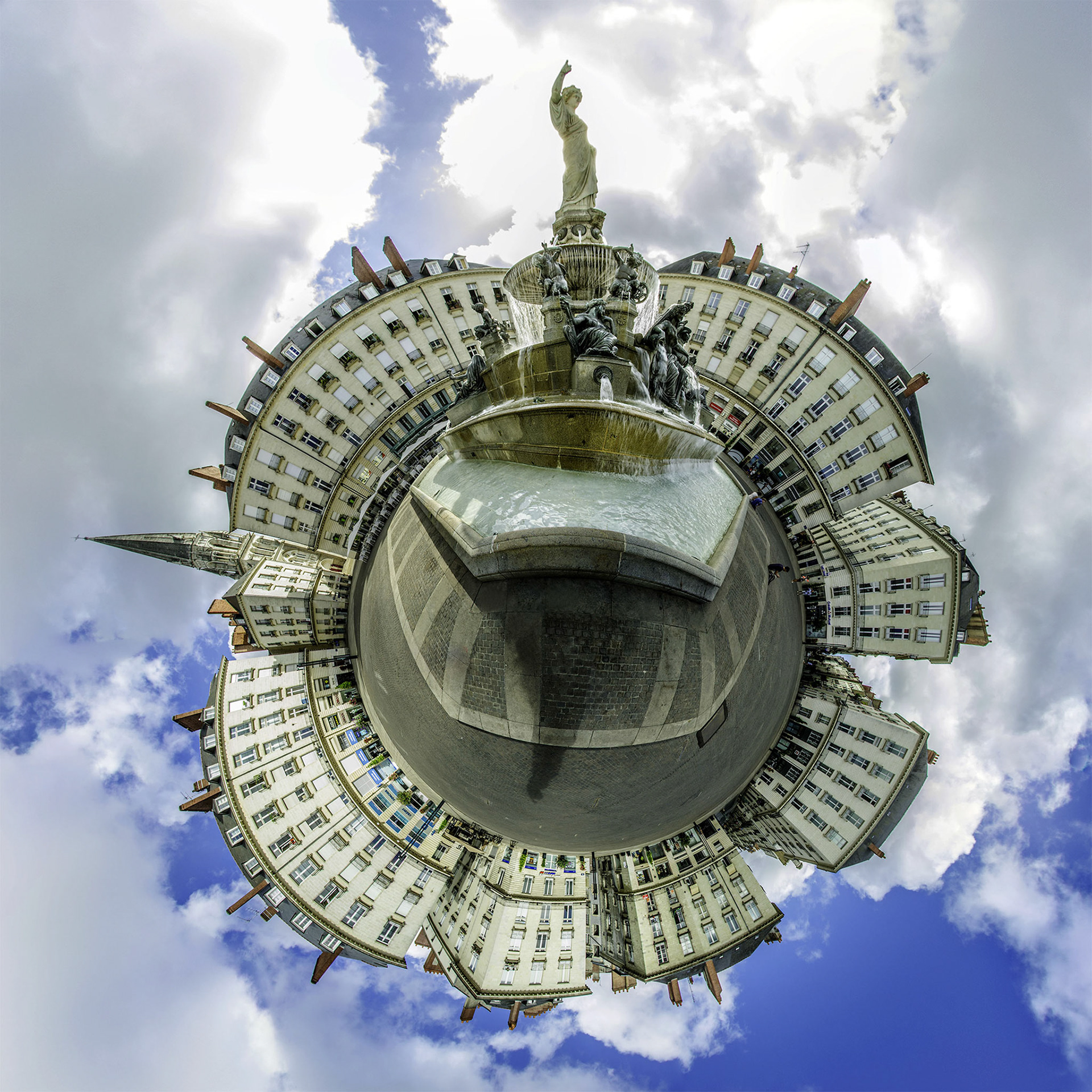 LITTLE PLANET PLACE ROYALE