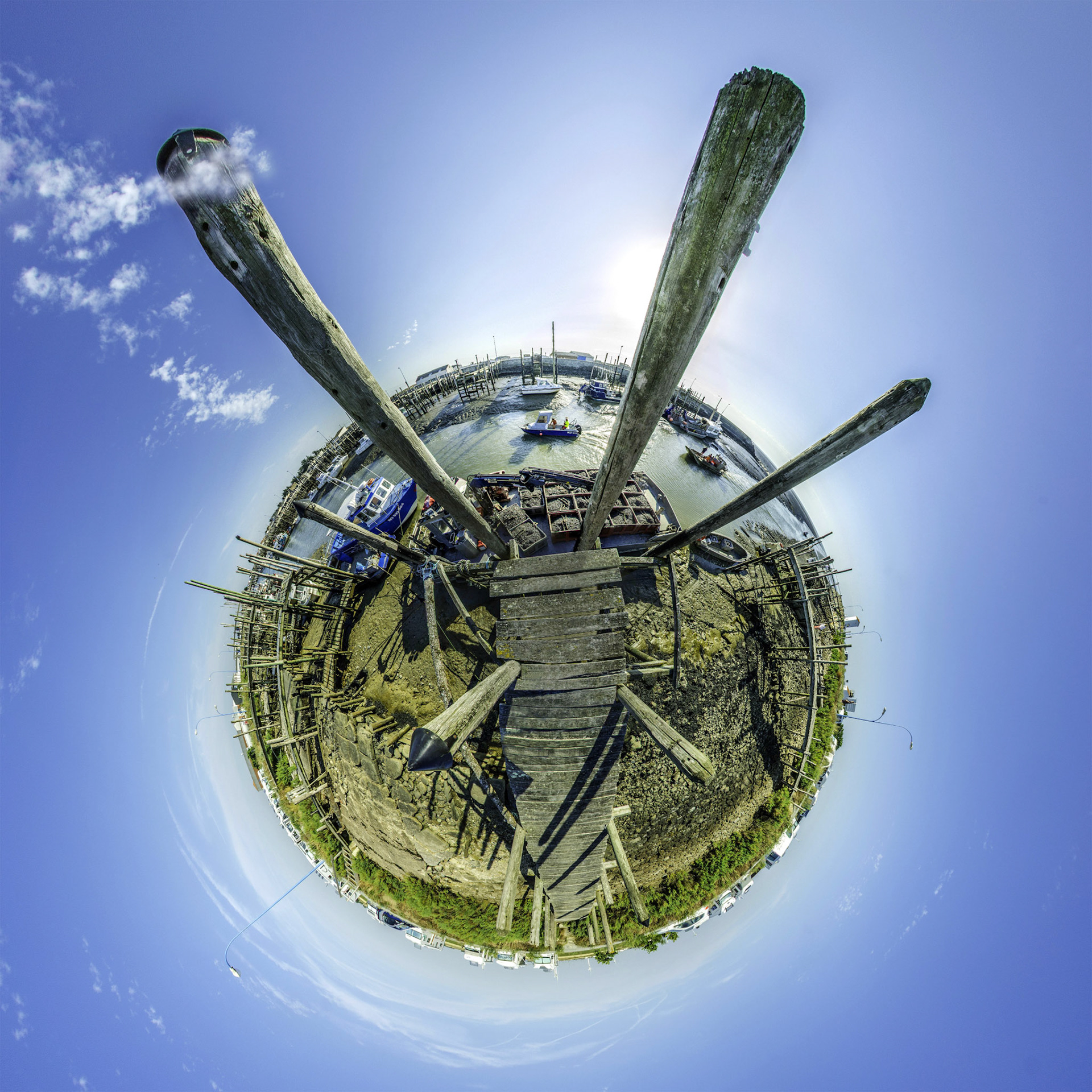 LITTLE PLANET PORT OSTERICOLE