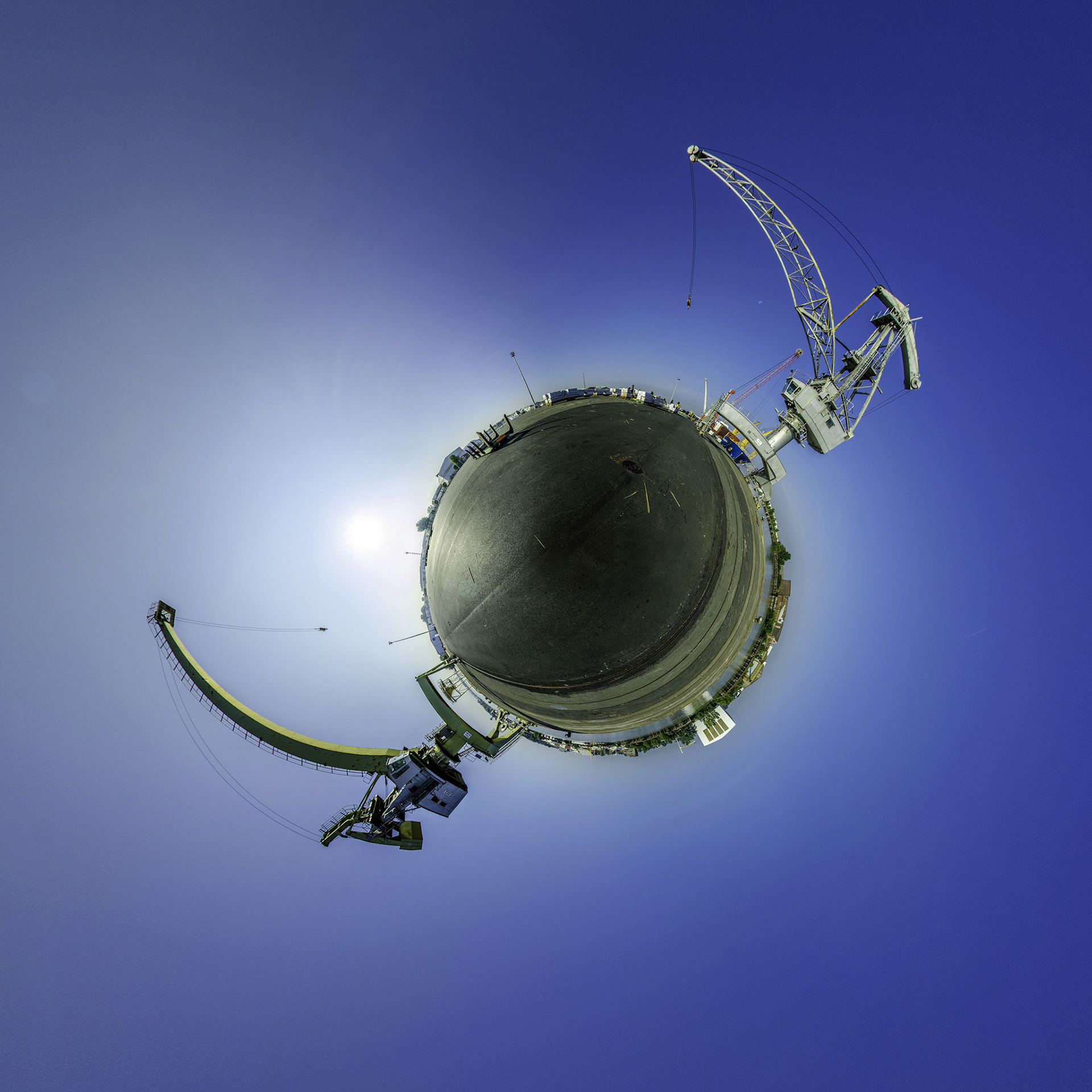 LITTLE PLANET PORT AUTONOME