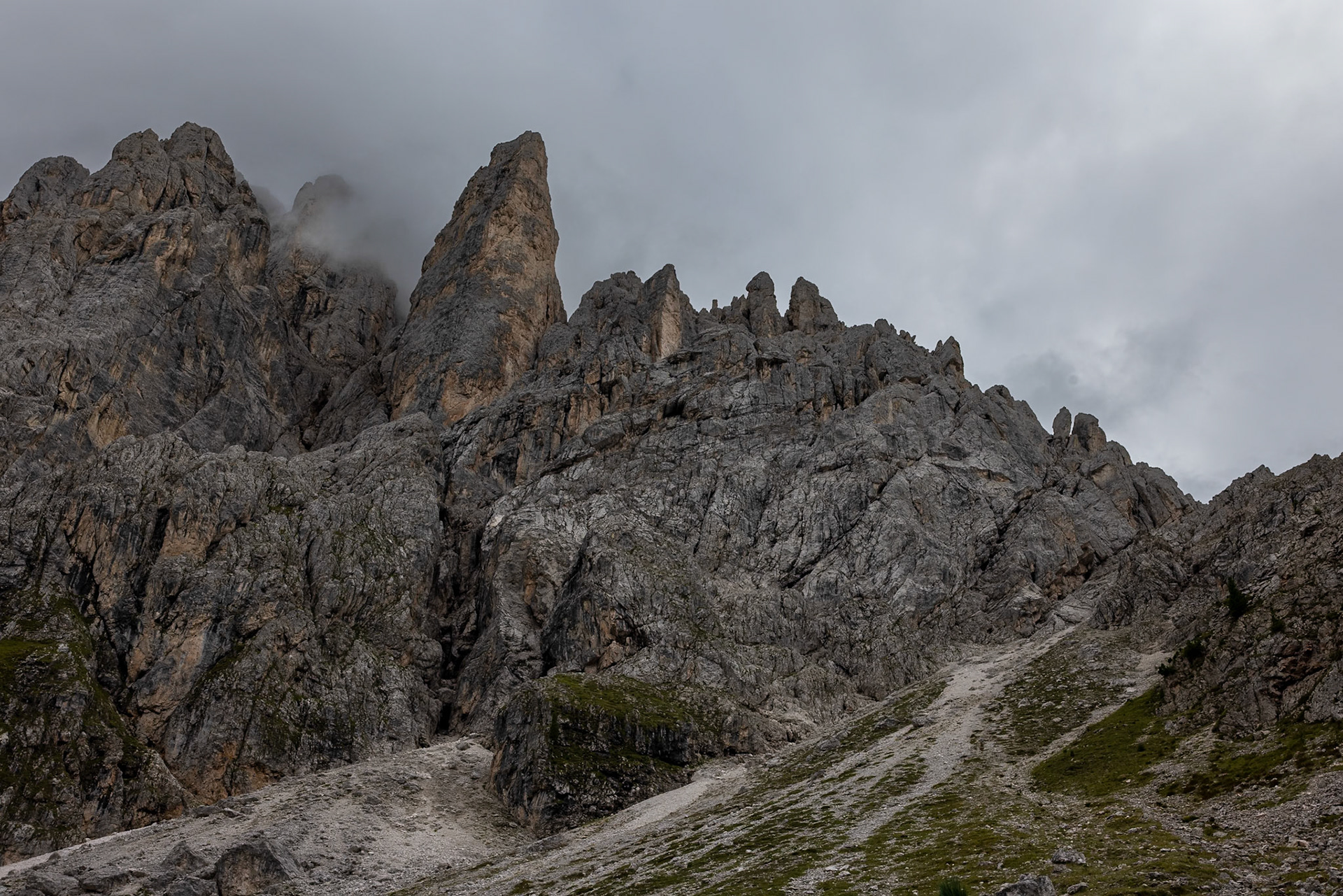 Passo Sella, Sassolungo, Selva di Val Gardena, Dolomites, South Tyrol, Italy