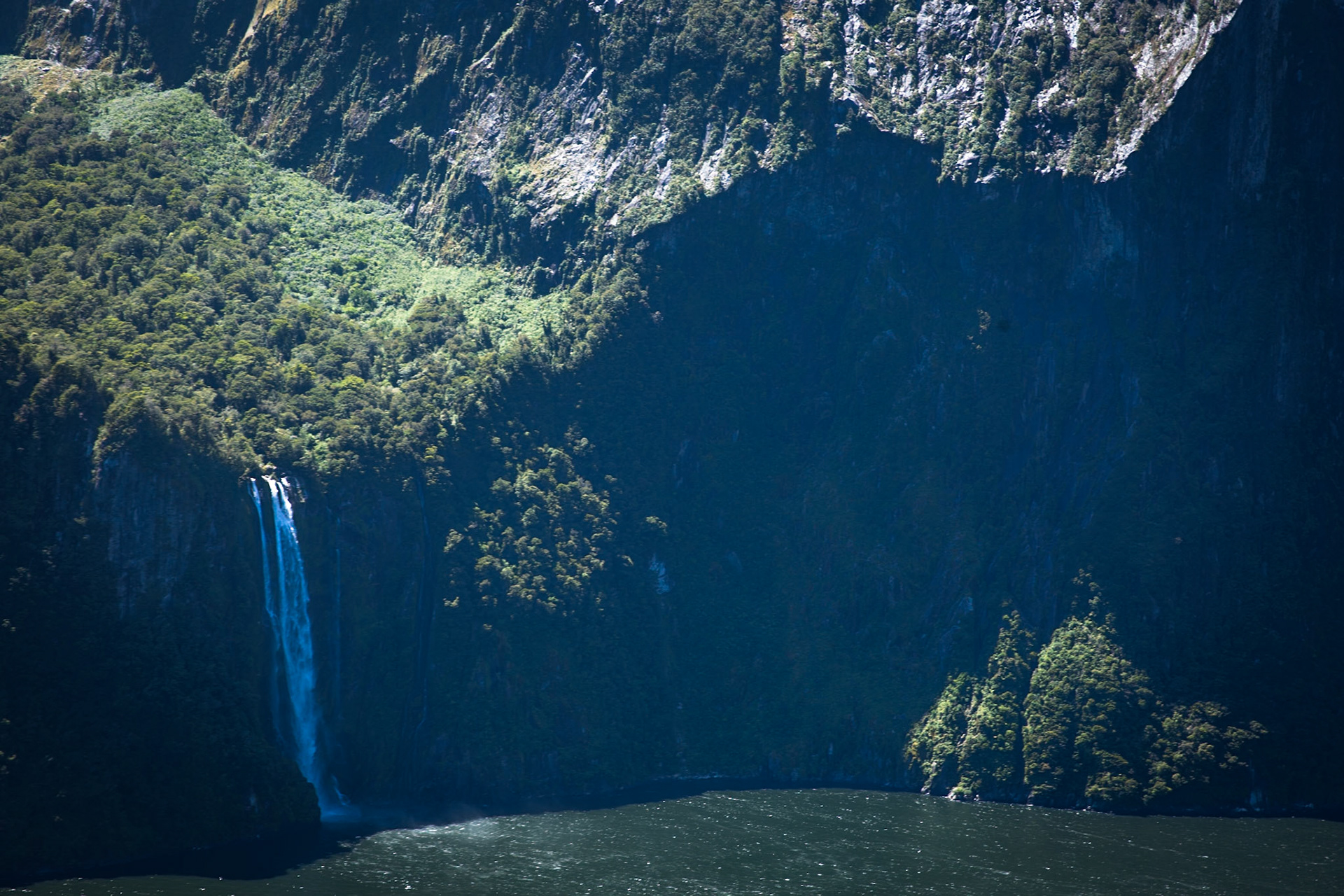 Hollyford Track, helicopter  ride from Martin's Bay to Milford Sound