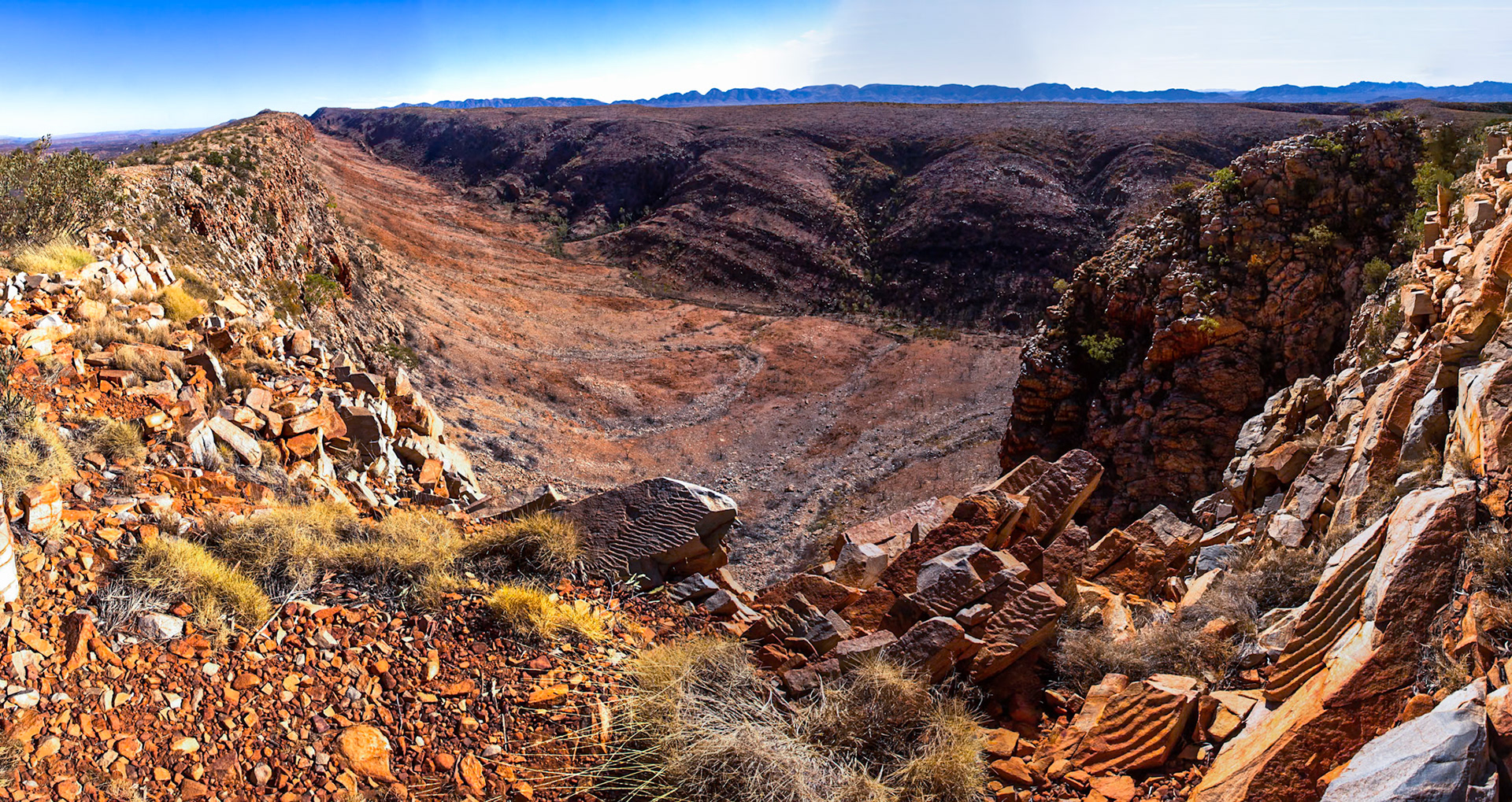 Serpentine George to Charlie's Camp, Larapinta Trail, Northern Territory, Australia