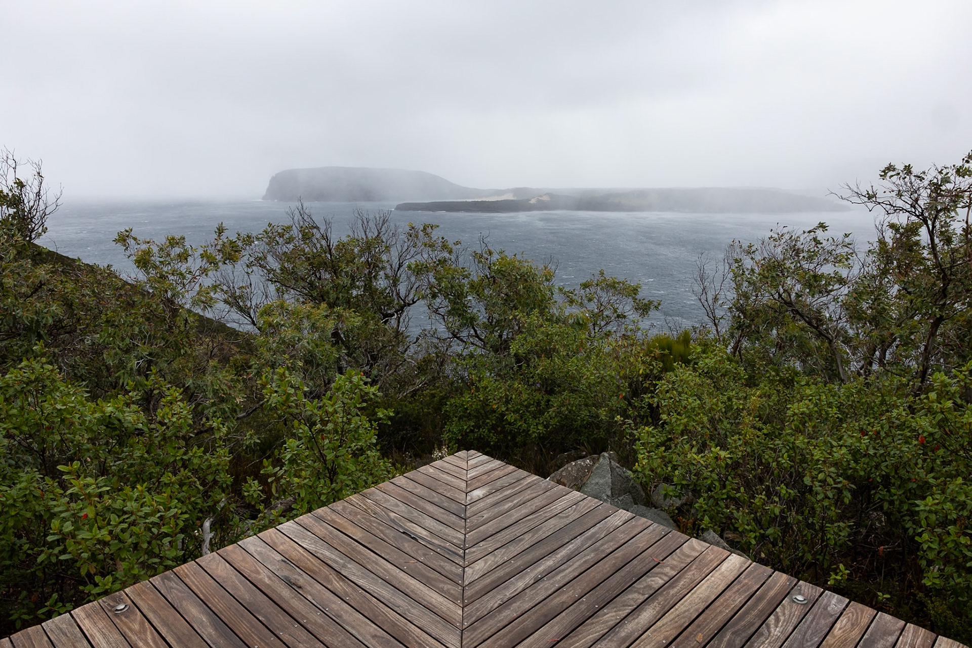 Three Capes Track, Crescent Lodge to Cape Pillar Lodge, Tasmania