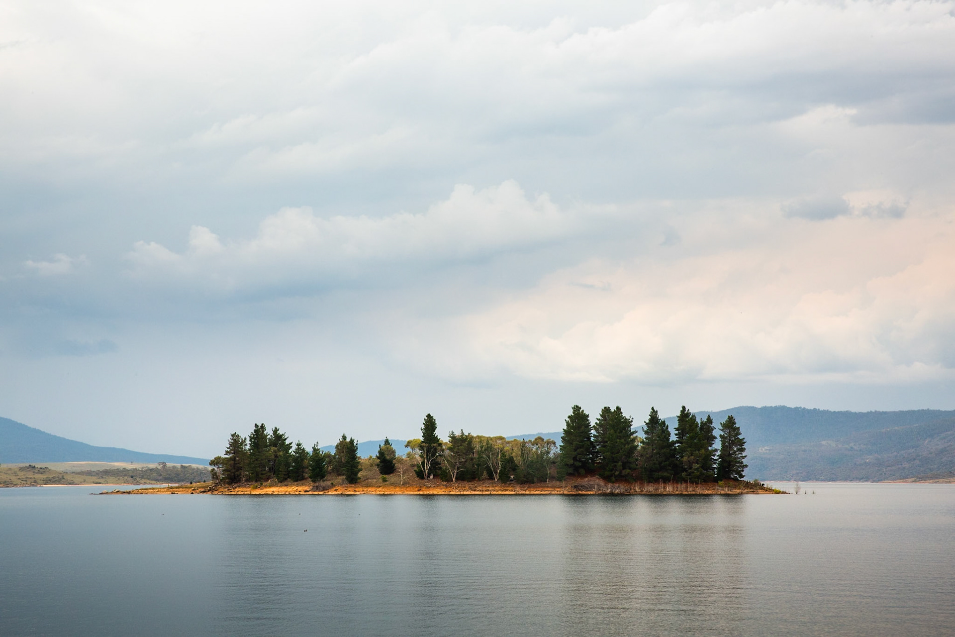Lake Jindabyne, Snowy Mountains, New South Wales