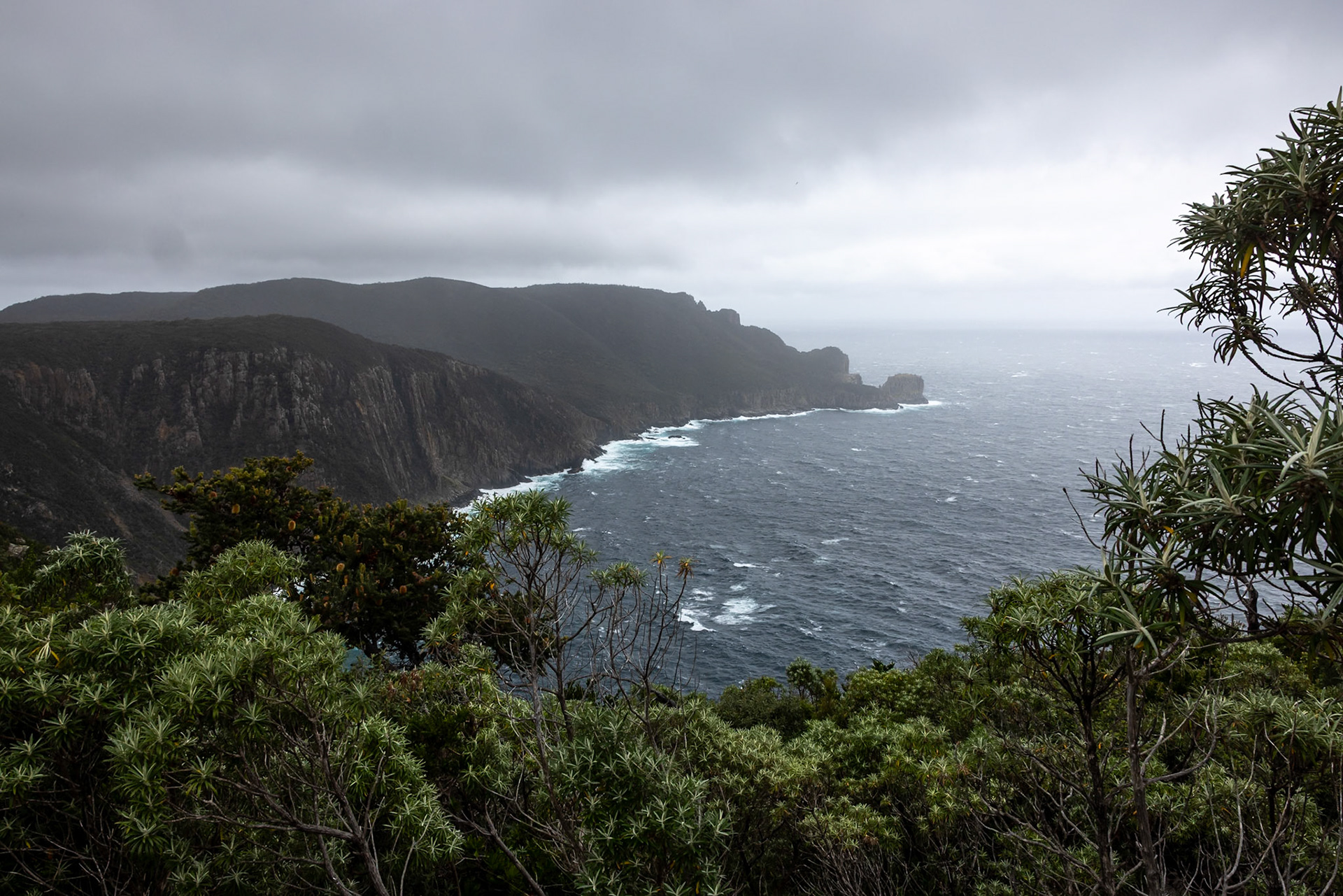 Three Capes Track, Crescent Lodge to Cape Pillar Lodge, Tasmania