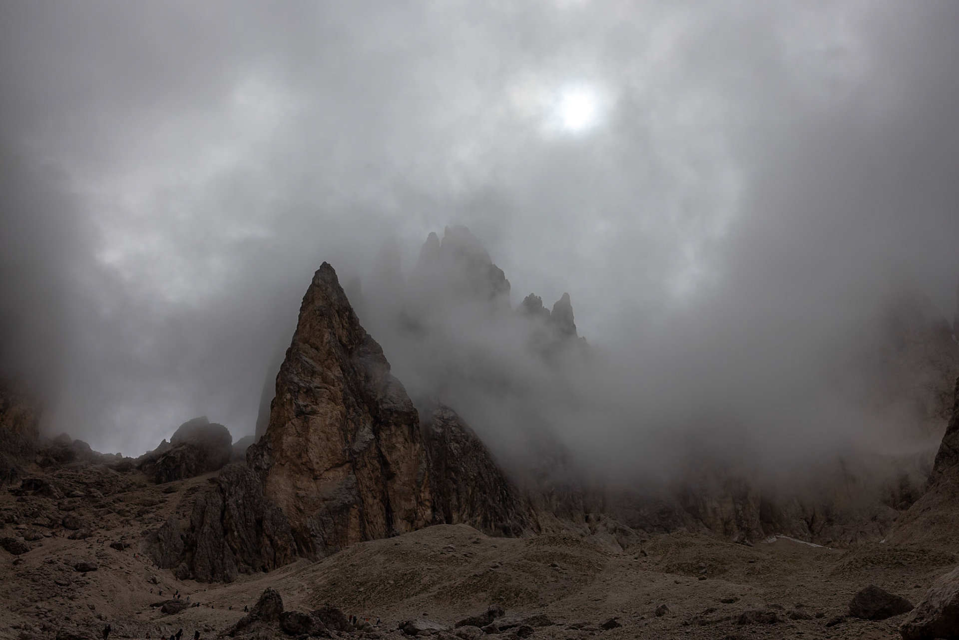 Passo Sella, Sassolungo, Selva di Val Gardena, Dolomites, South Tyrol, Italy