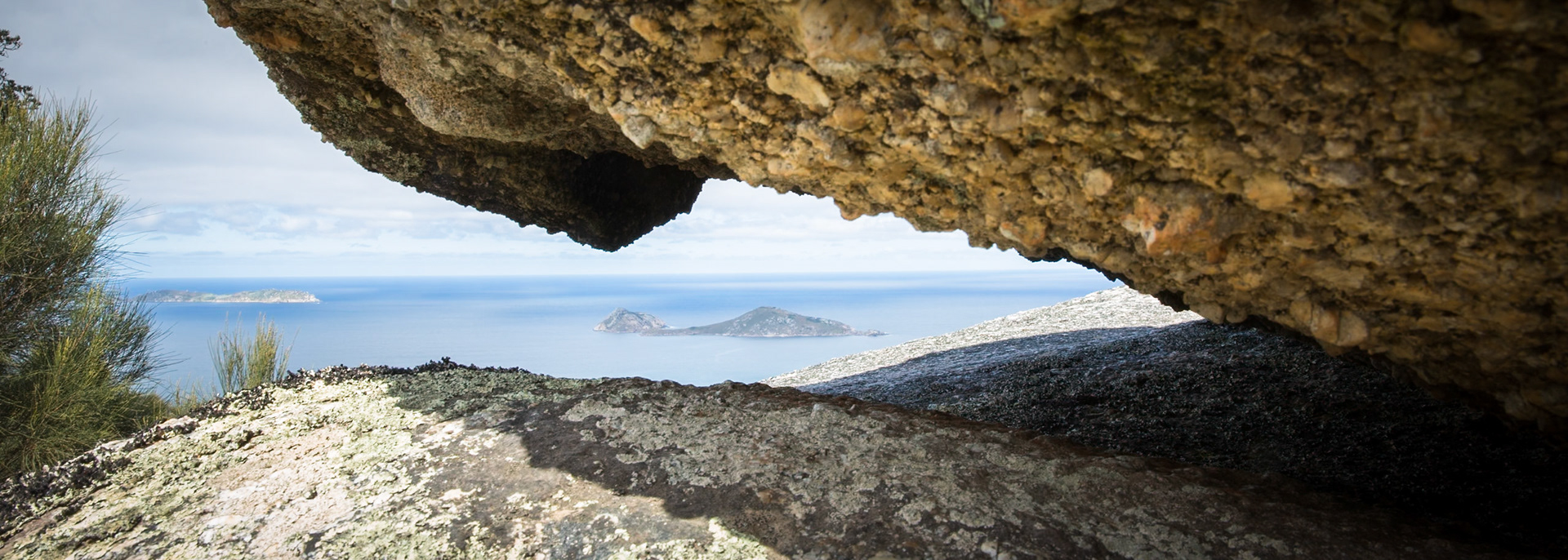 Tuesday am - Darby Saddle via Sparkes Lookout and Lookout Rocks to Tongue Point; and then on to Darby River for lunch.Tuesday pm - Lilly Pilly Gully carpark up to Tidal Overlook and on to Pillar Point then via Squeaky Beach and Picnic Beach to Picnic Beach carpark.