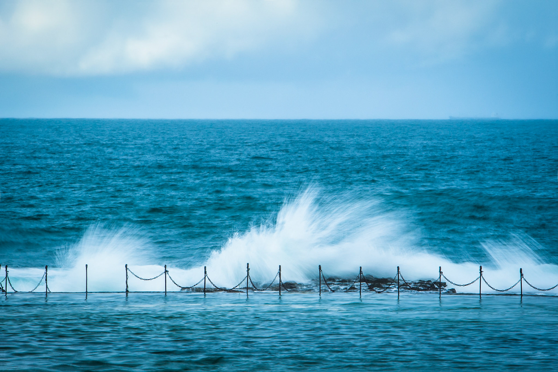 Sea spray at the Bogey Hole, Newcastle