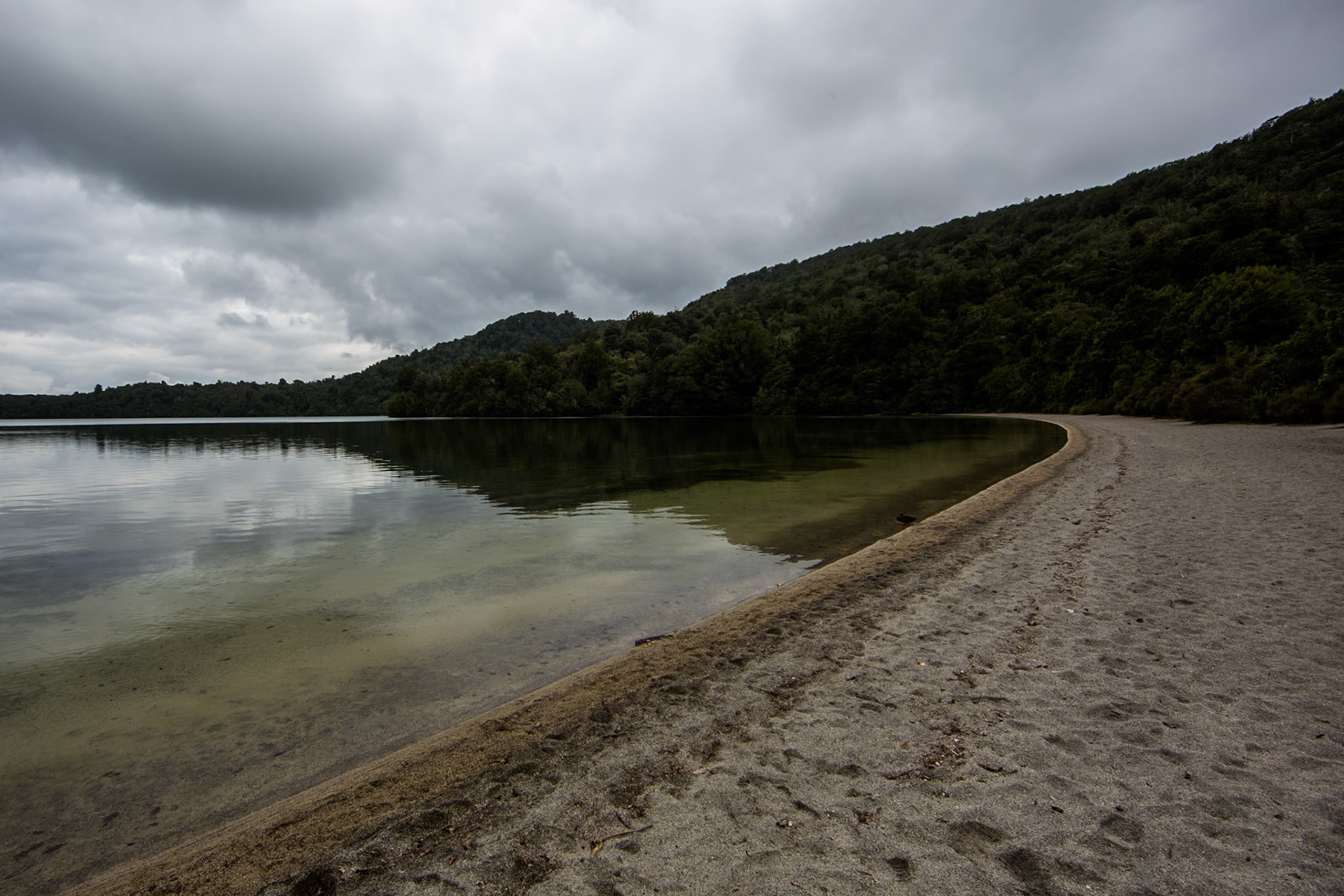 Rotopounamu lake, Tongariro, New Zealand
