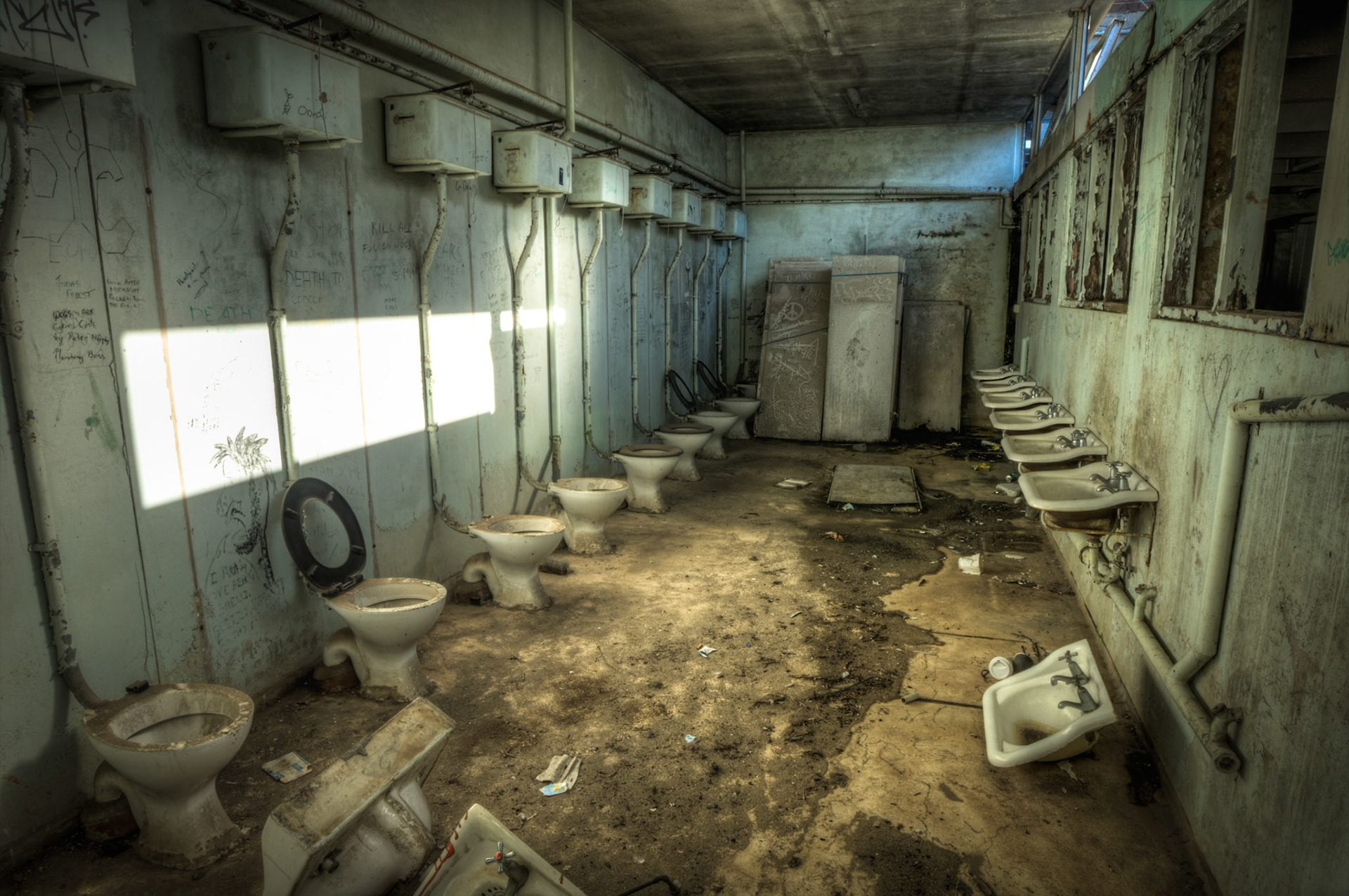 World War ll latrines on Cockatoo Island, built 1941