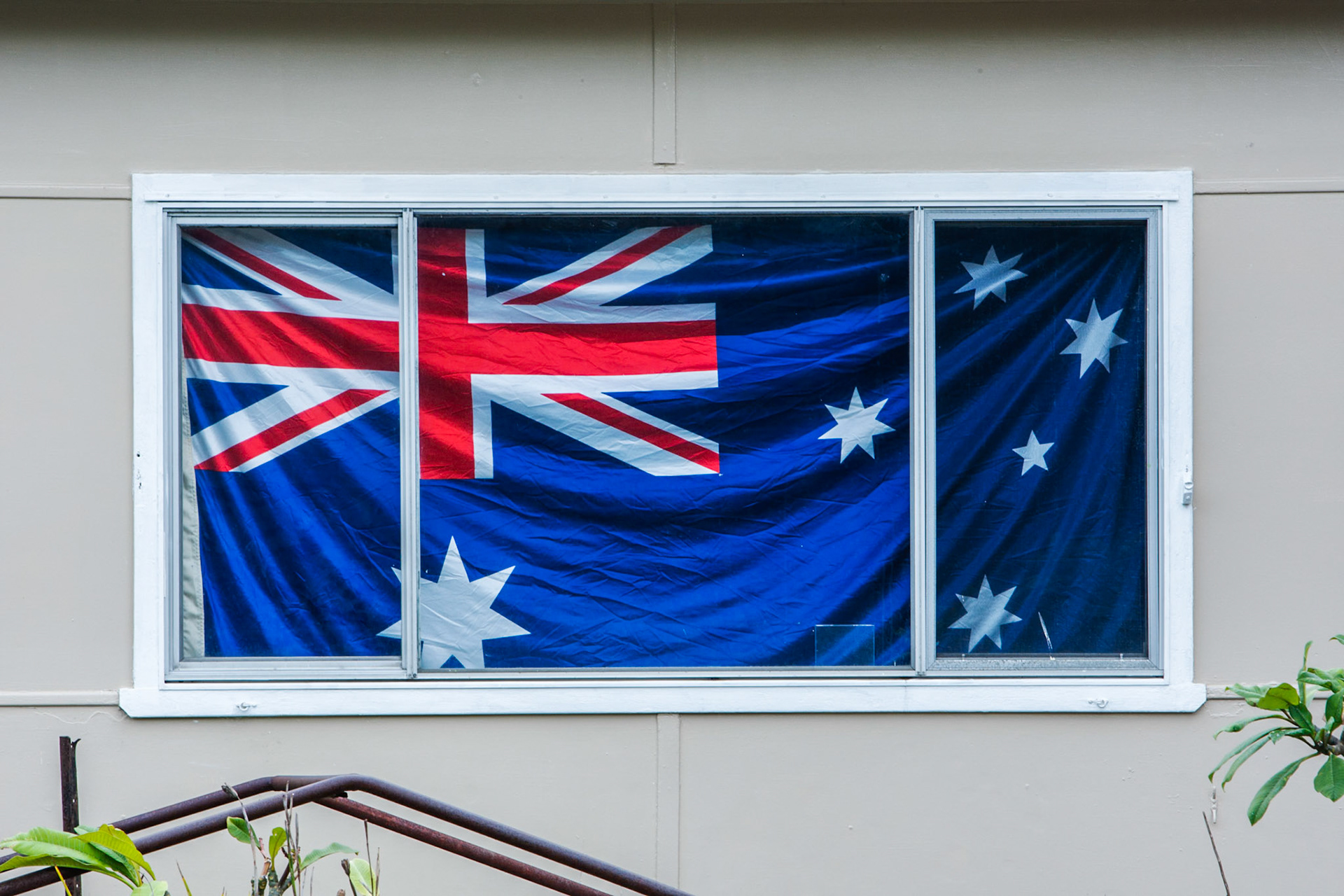 Driving down the main road in Toronto, I passed a really scruffy house with an Australian flag being used as a curtain, the only proud aspect about the property.