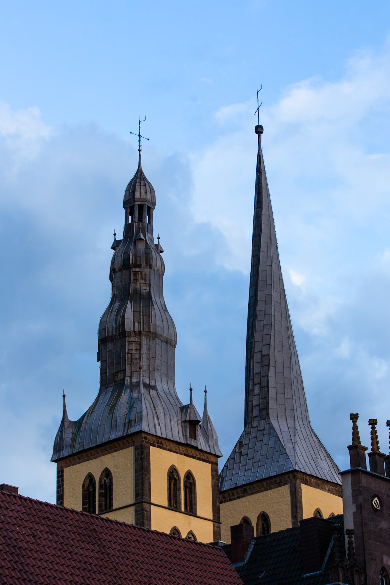 St Nicholas' Church, Lemgo. Originally laid out in 1190. llustrates the transition from Romanesque to Gothic. Most of the interior is from the 16th century. My father was haunted by the sounds of the bells when he returned to Lemgo after the war.