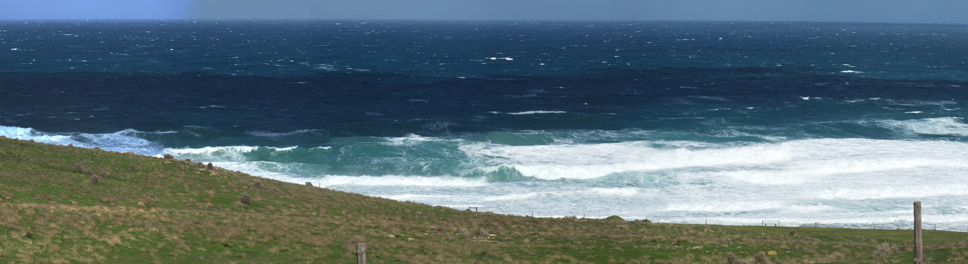 Officiaily the windiest spot in Australia, +50 knot winds at Cape Willoughby, Kangaroo Island