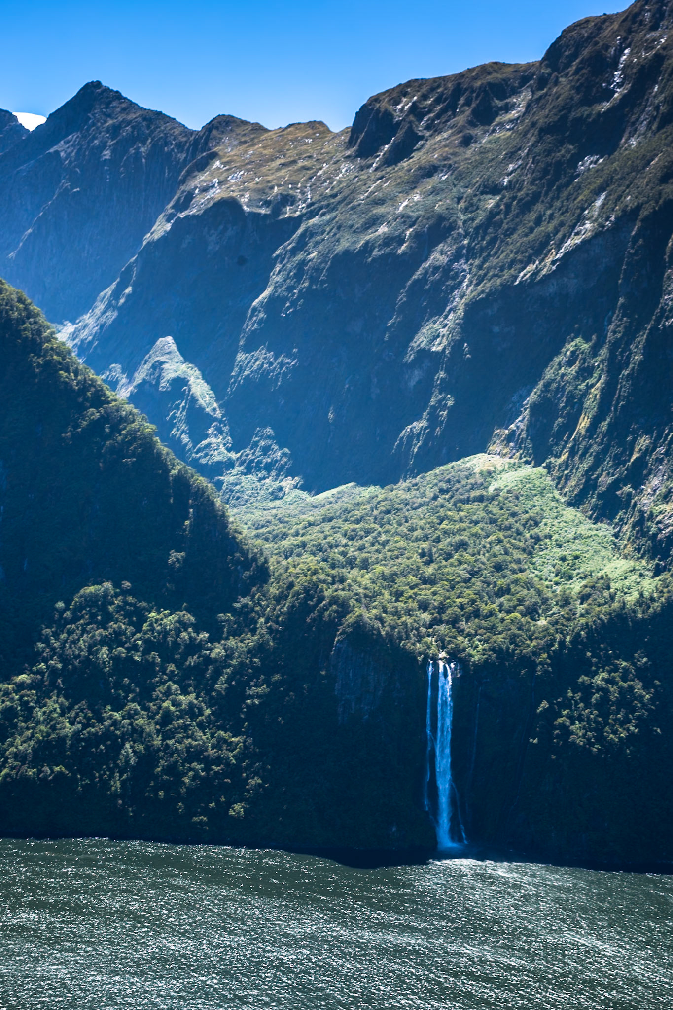 Hollyford Track, helicopter  ride from Martin's Bay to Milford Sound