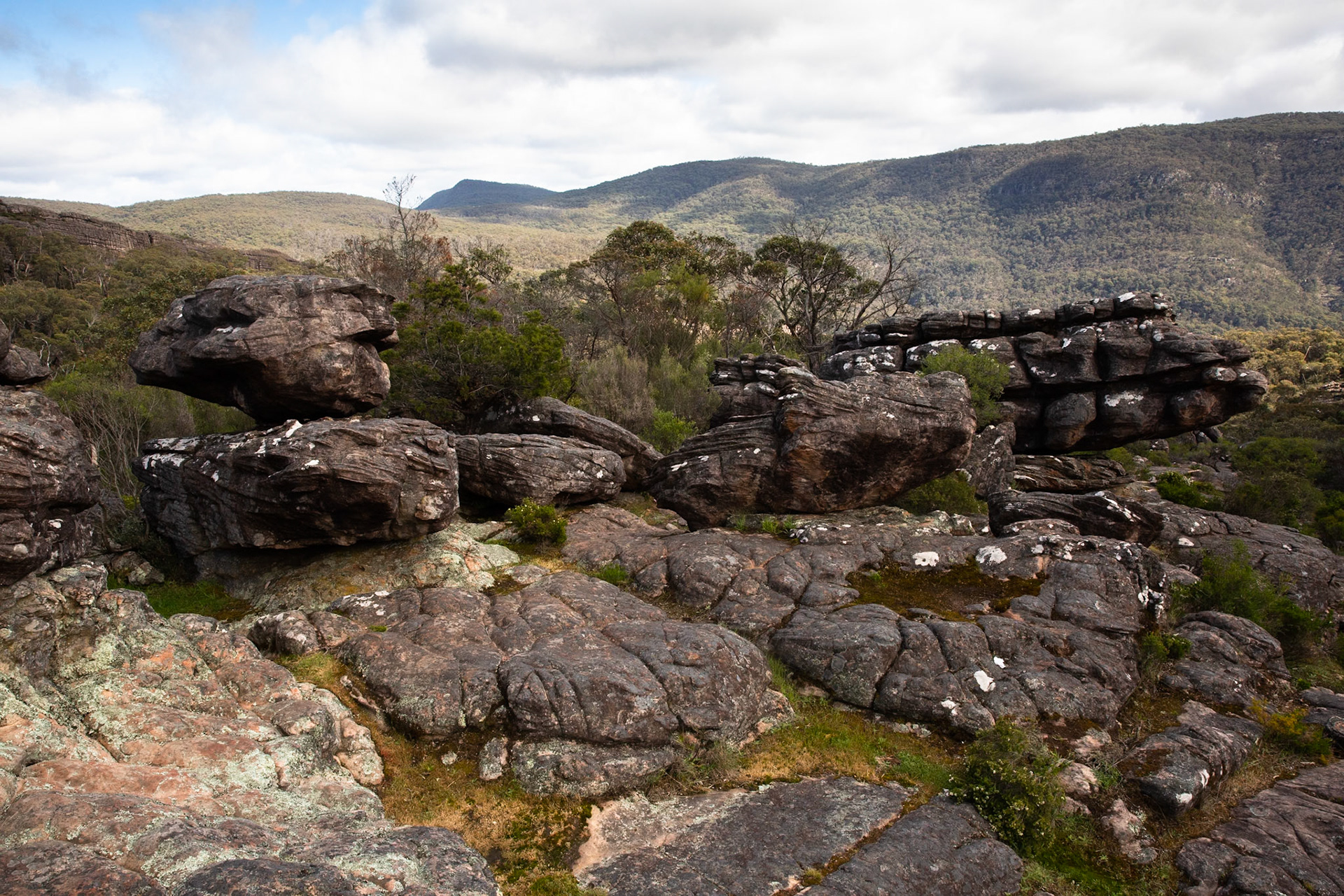 Sundial Peak circuit, Hall's Gap, The Grampians, Victoria