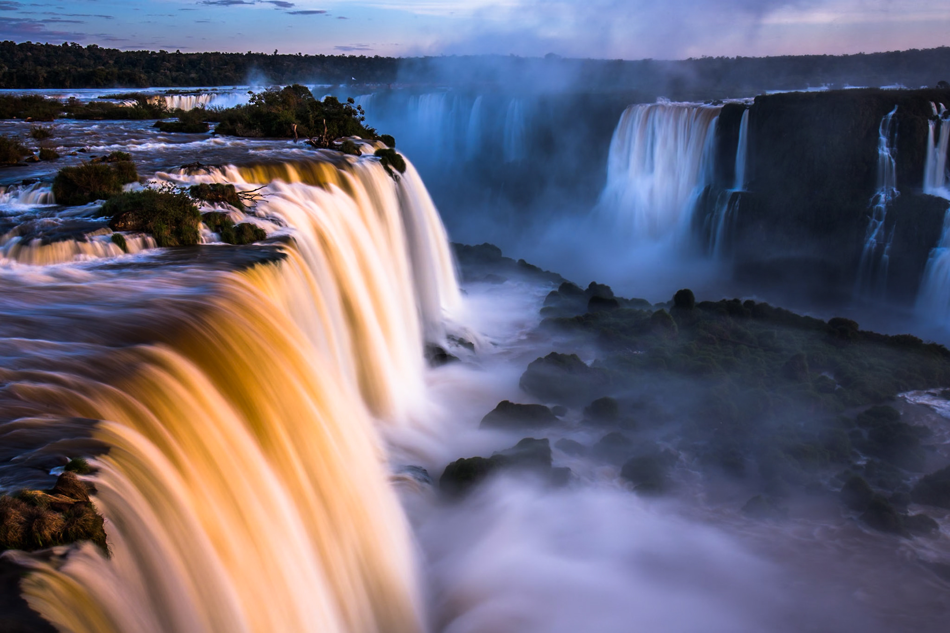 Iguassu Falls, Brazil and Argentina