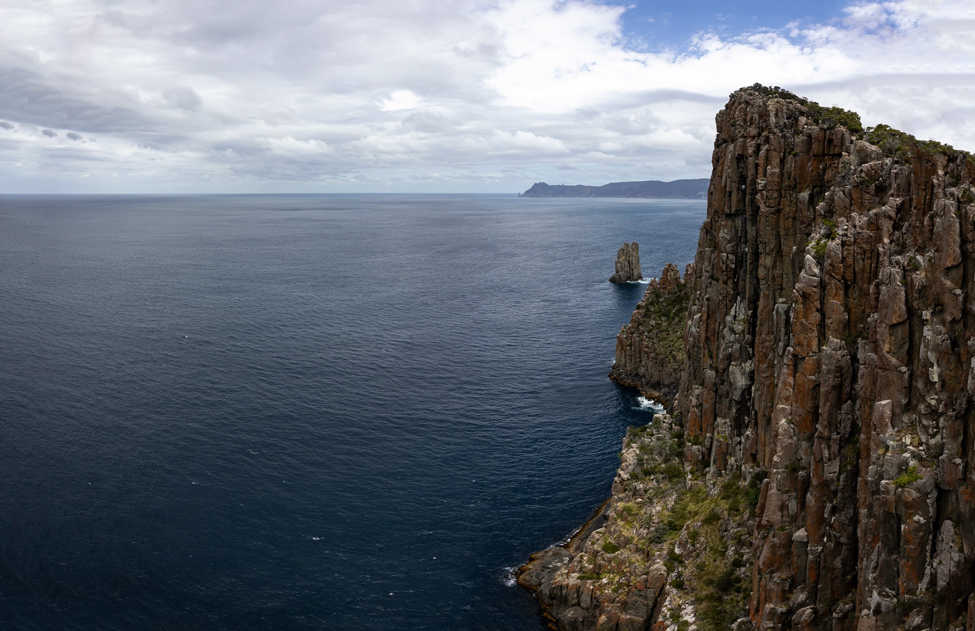 Three Capes Track, Cape Pillar Lodge to Cape Hauy and Fortescue Bay, Tasmania
