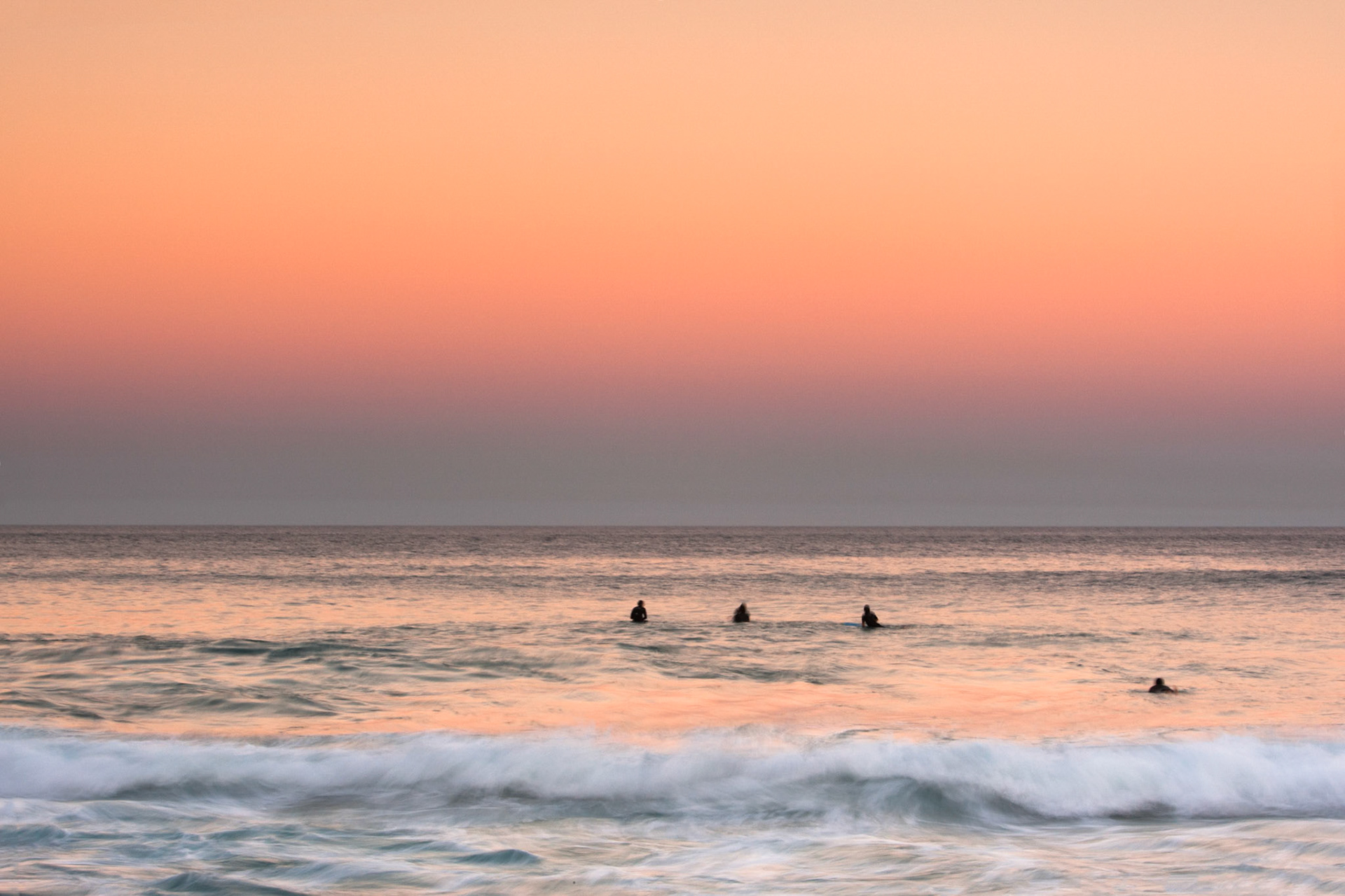 Surfers, Mackenzie's Bay, Sydney, Australia