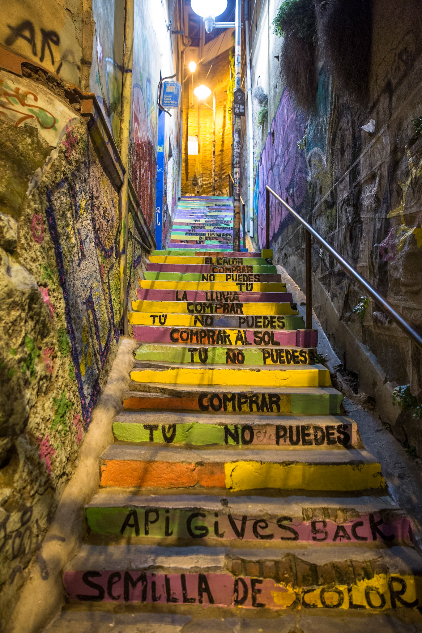 Street art, Valparaiso, Chile