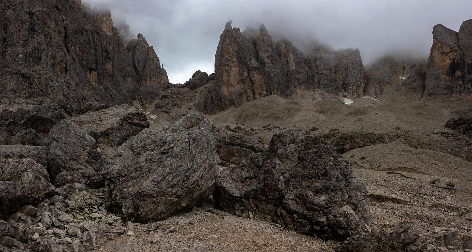 Passo Sella, Sassolungo, Selva di Val Gardena, Dolomites, South Tyrol, Italy