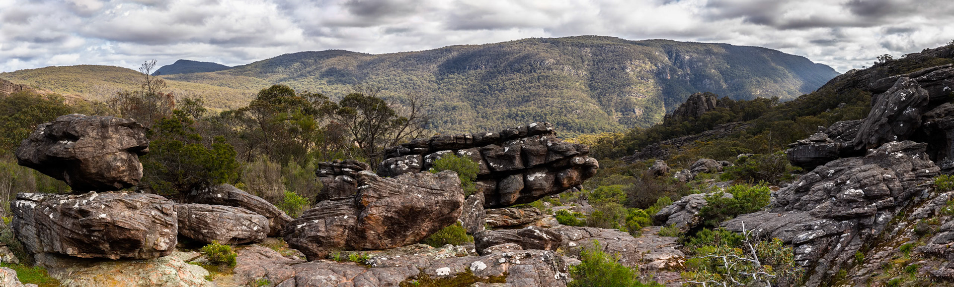 Sundial Peak circuit, Hall's Gap, The Grampians, Victoria