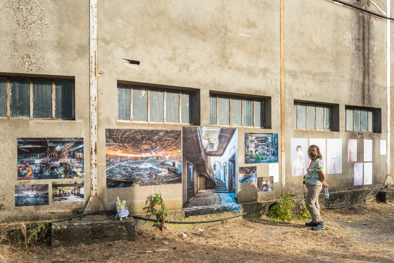  BYOPaper! - Les Rencontre d'Arles 2016 - Les Demeures invisibles ont été exposé sur les mur de la Papeteries Étienne lors de la Nuit de l'Année aux Rencontre d'Arles 2016.