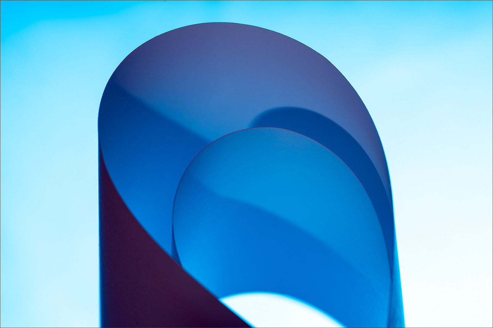 Abstract fine art macro photography by Steffen Freiling, available as limited edition prints.