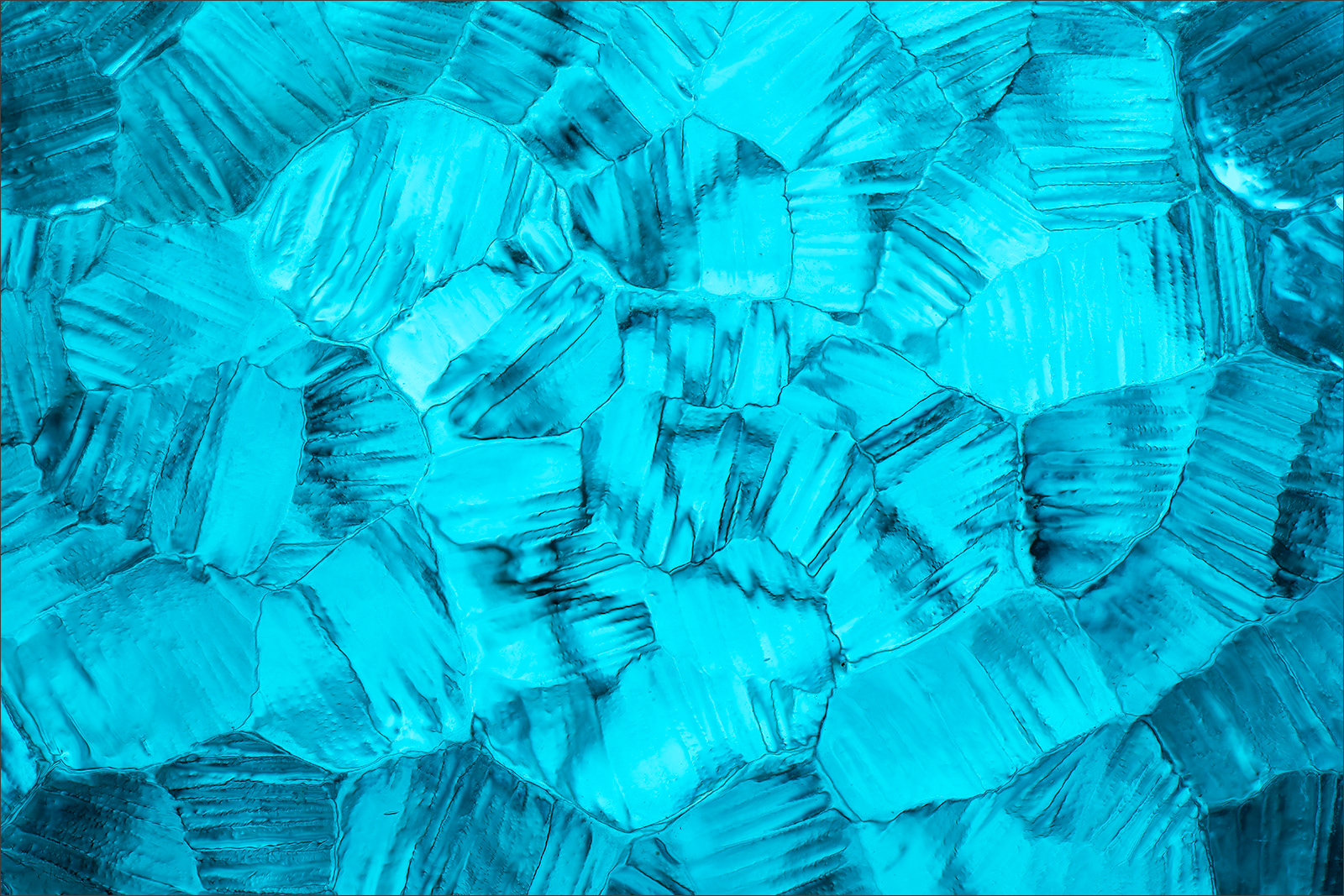 Abstract fine art macro photography by Steffen Freiling, available as limited edition prints.