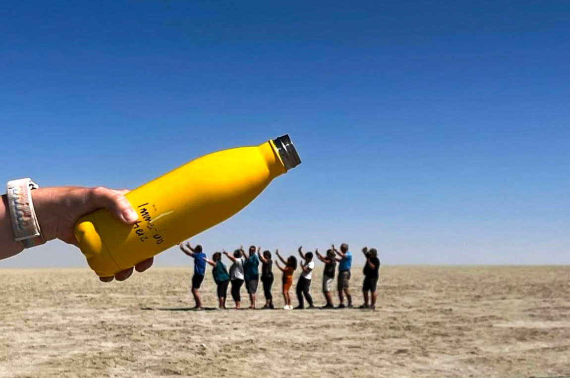 Quatsch in der Etosha Salzpfanne
