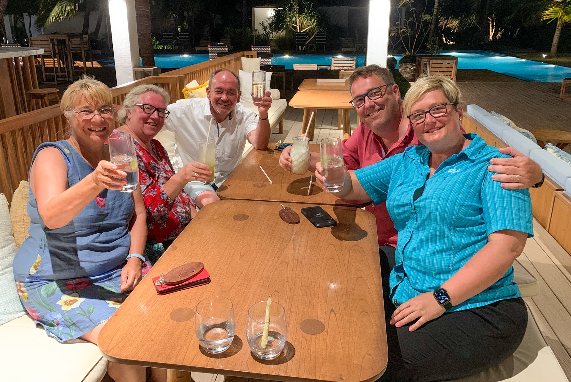 Gin-Tonic (=Malaria-Prophylaxe)