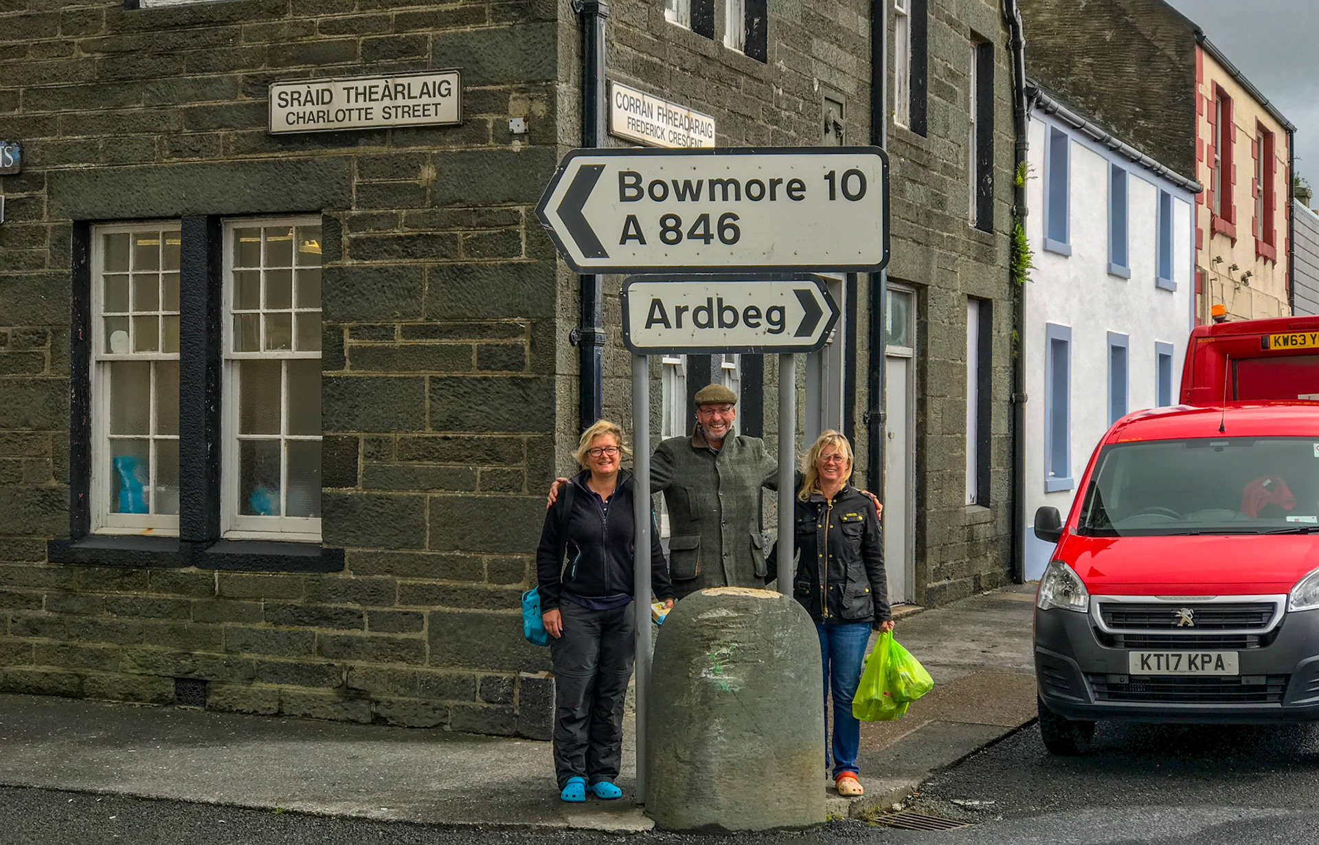 zu Bowmore oder zu Ardbeg? Beides.