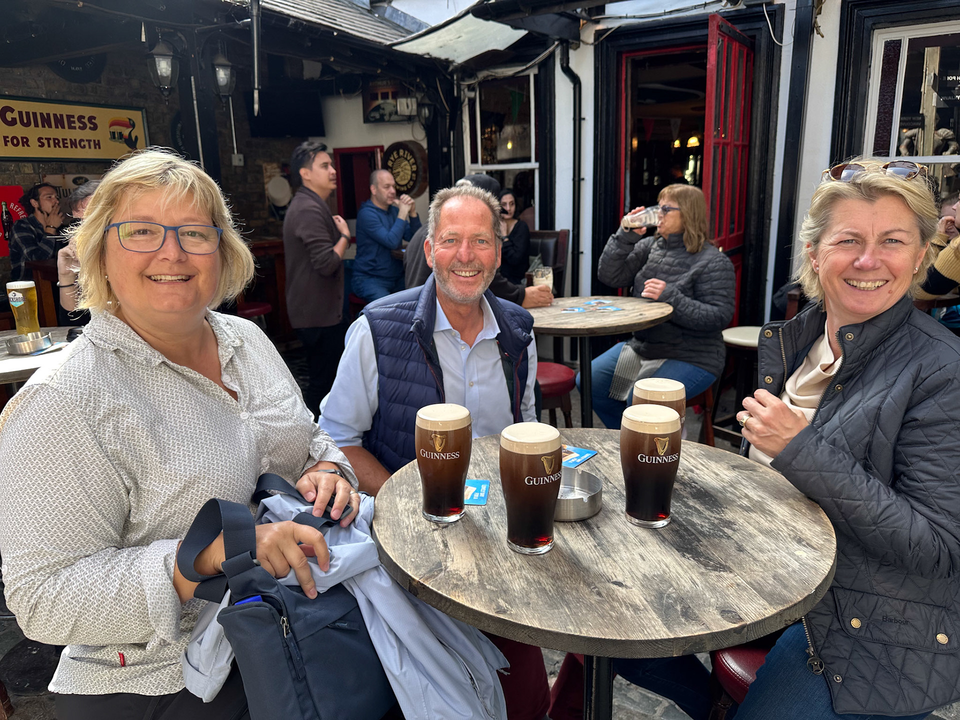 Brazers Pub - oldest irish Pub