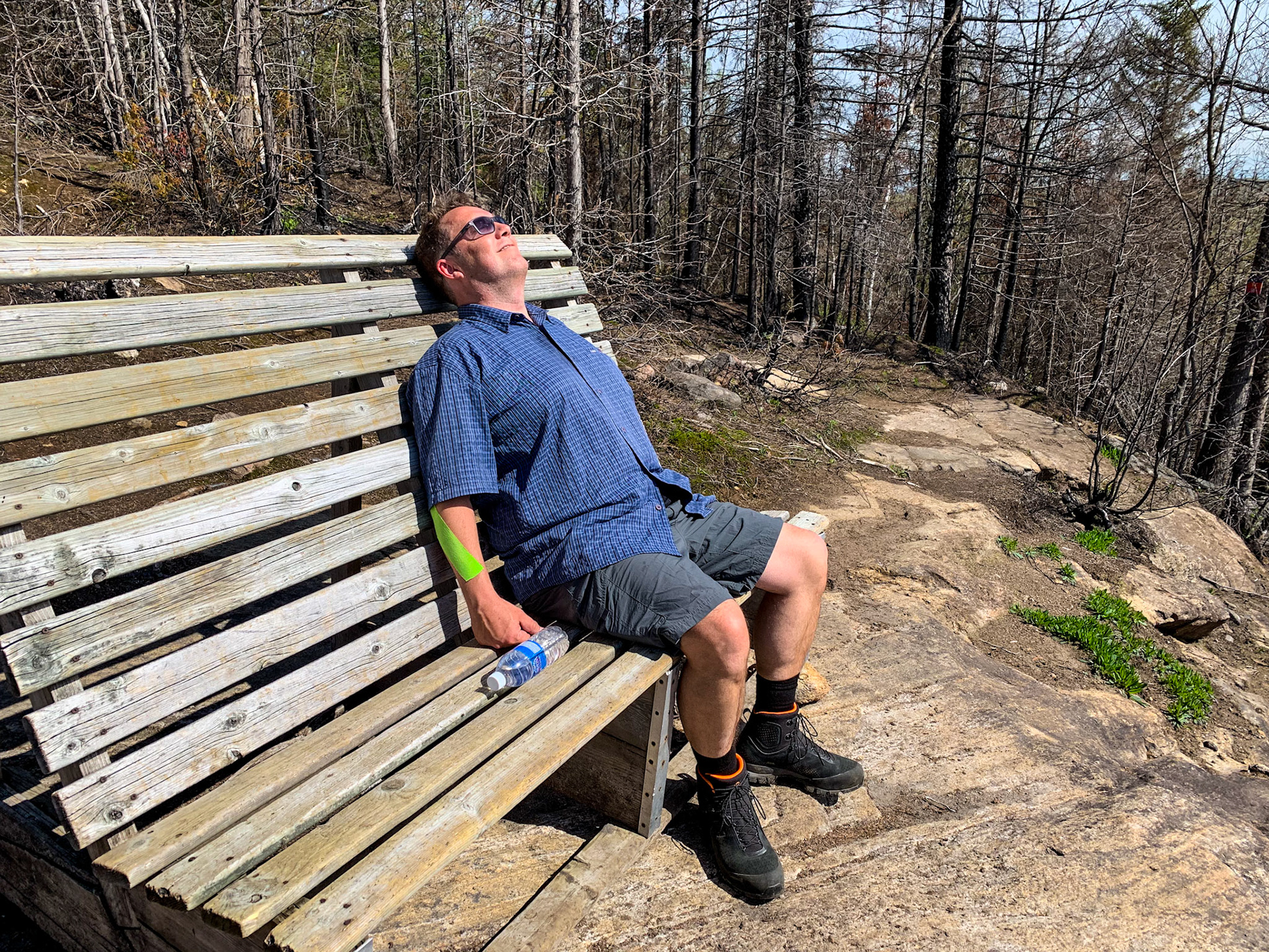 oben angekommen: erst einmal ausruhen :-)