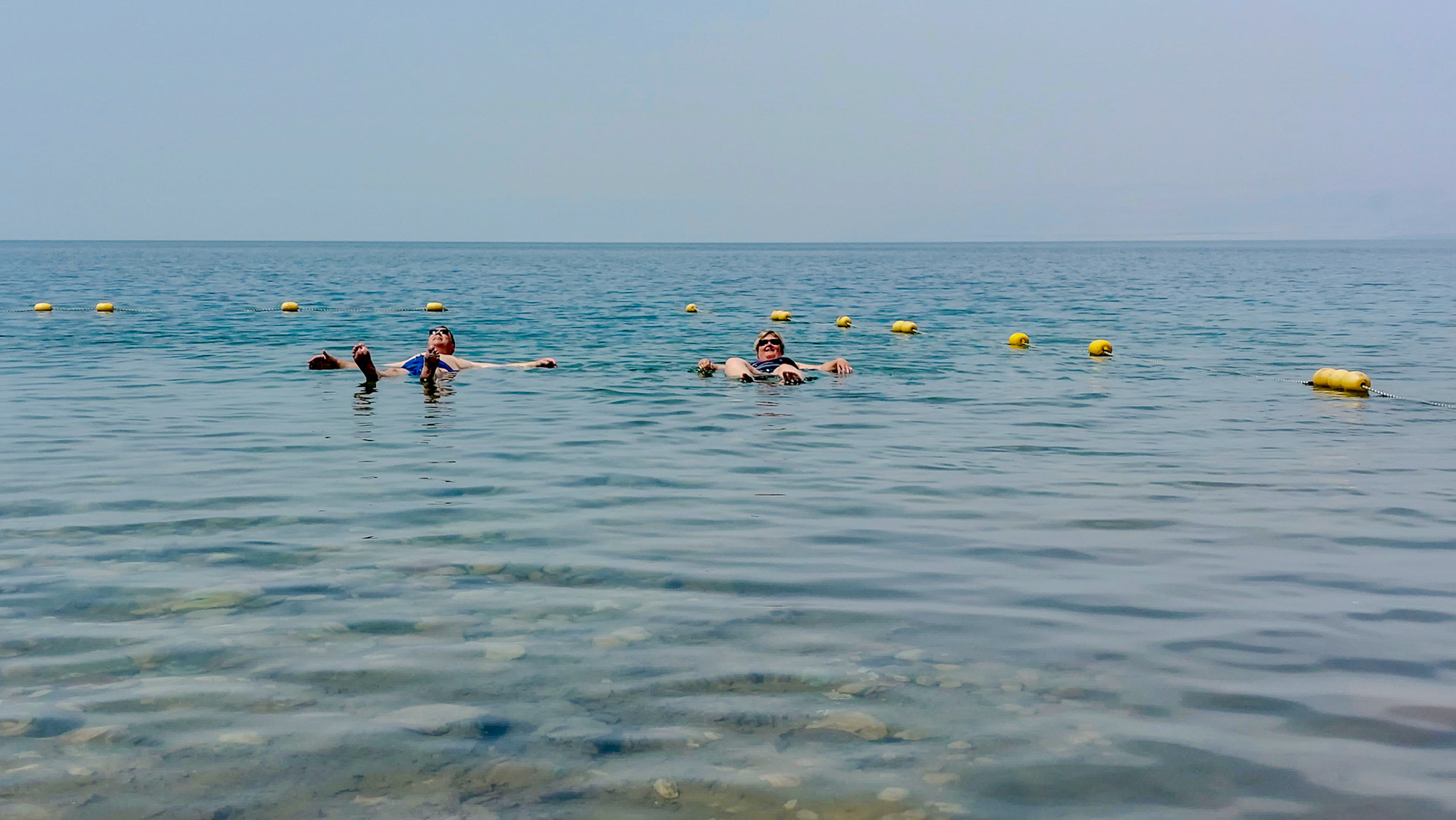 dümpeln im toten Meer