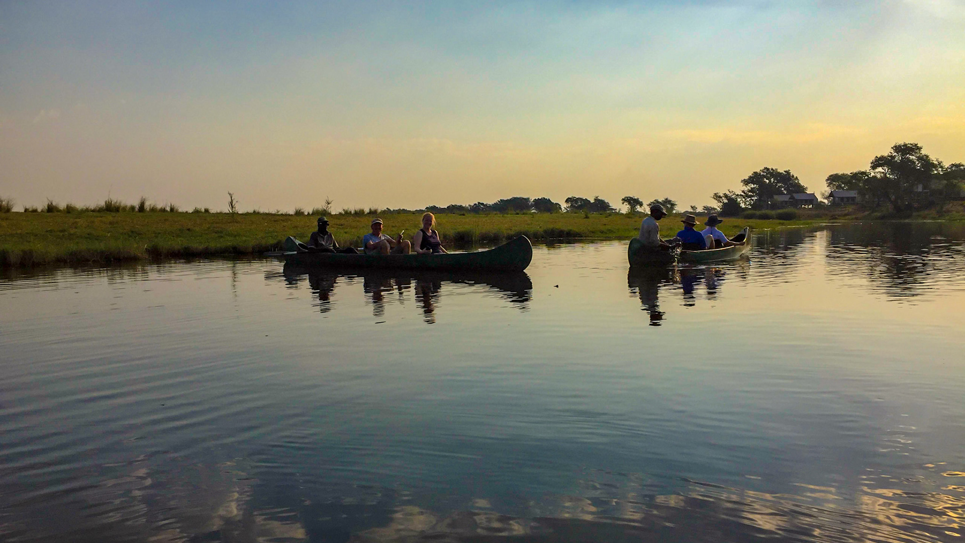 Kanufahren auf dem Fluss Kwando