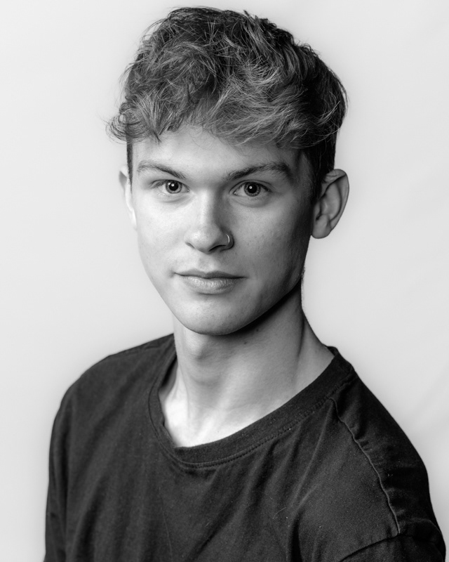 CO2 (Colchester Operatic Society Youth) - School of Rock - Elevate your stage presence with theatrical portraits that capture your character and charisma, from Chelmsford to London and beyond.