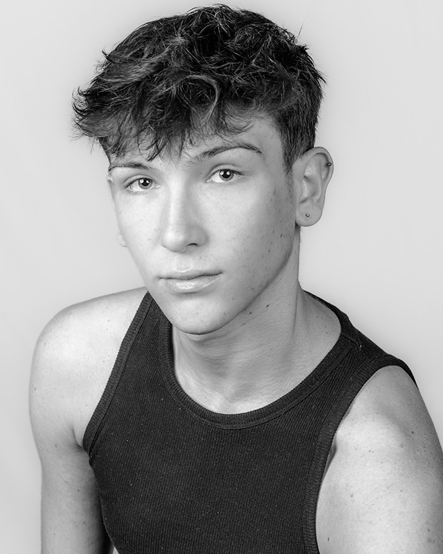 Colchester and Essex's Premier Headshot Photographer: Craft Your Professional Image with Wild Bears Photography