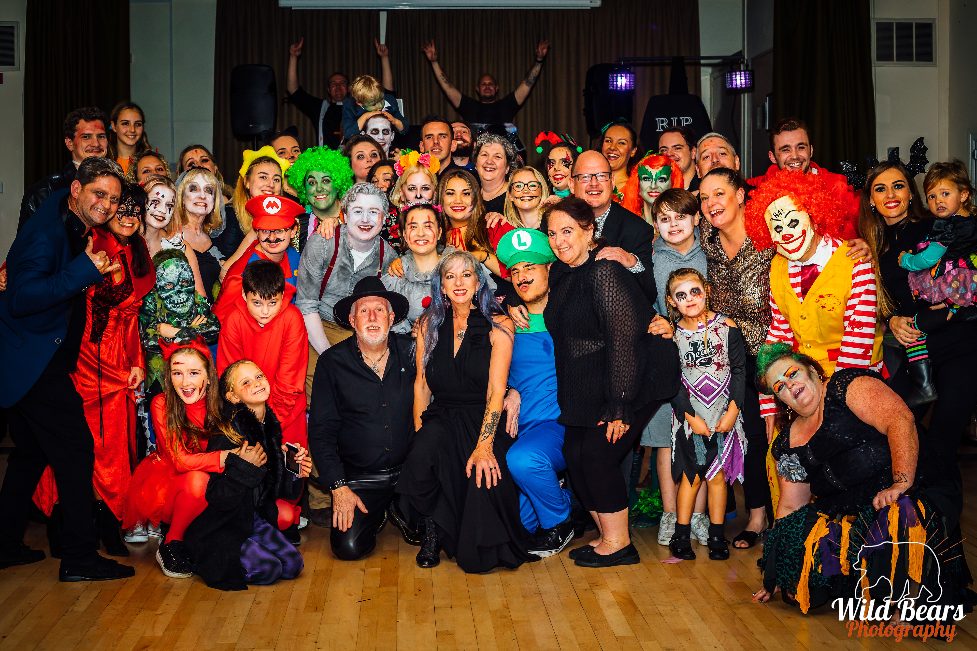 Cheers to memorable nights in Essex! Let us capture the energy and excitement of your parties & events.