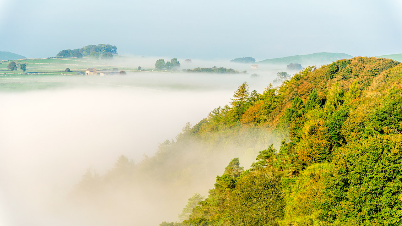 Valley Mist Crop - Low resolution © Mark Sterry-Blunt - Prints full resolution