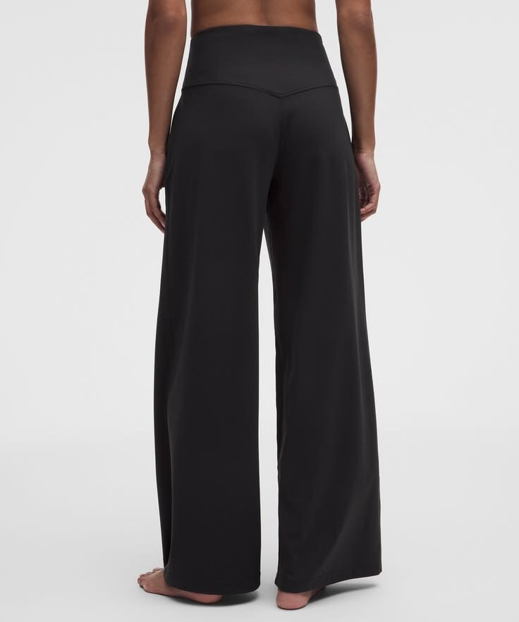 PANTALÓN FLARE PINZAS - $175 - S/M y M/L