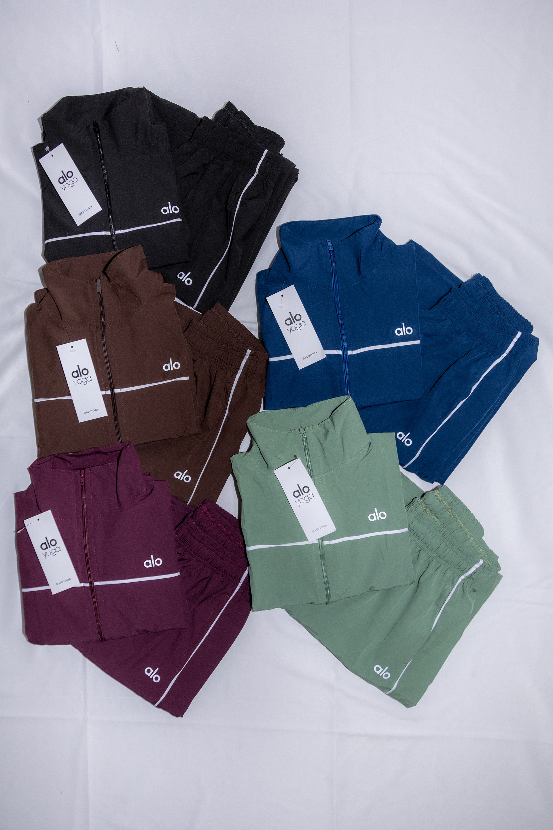 CONJUNTO BIES $445 - unitalla, tela microfibra (rompevientos)