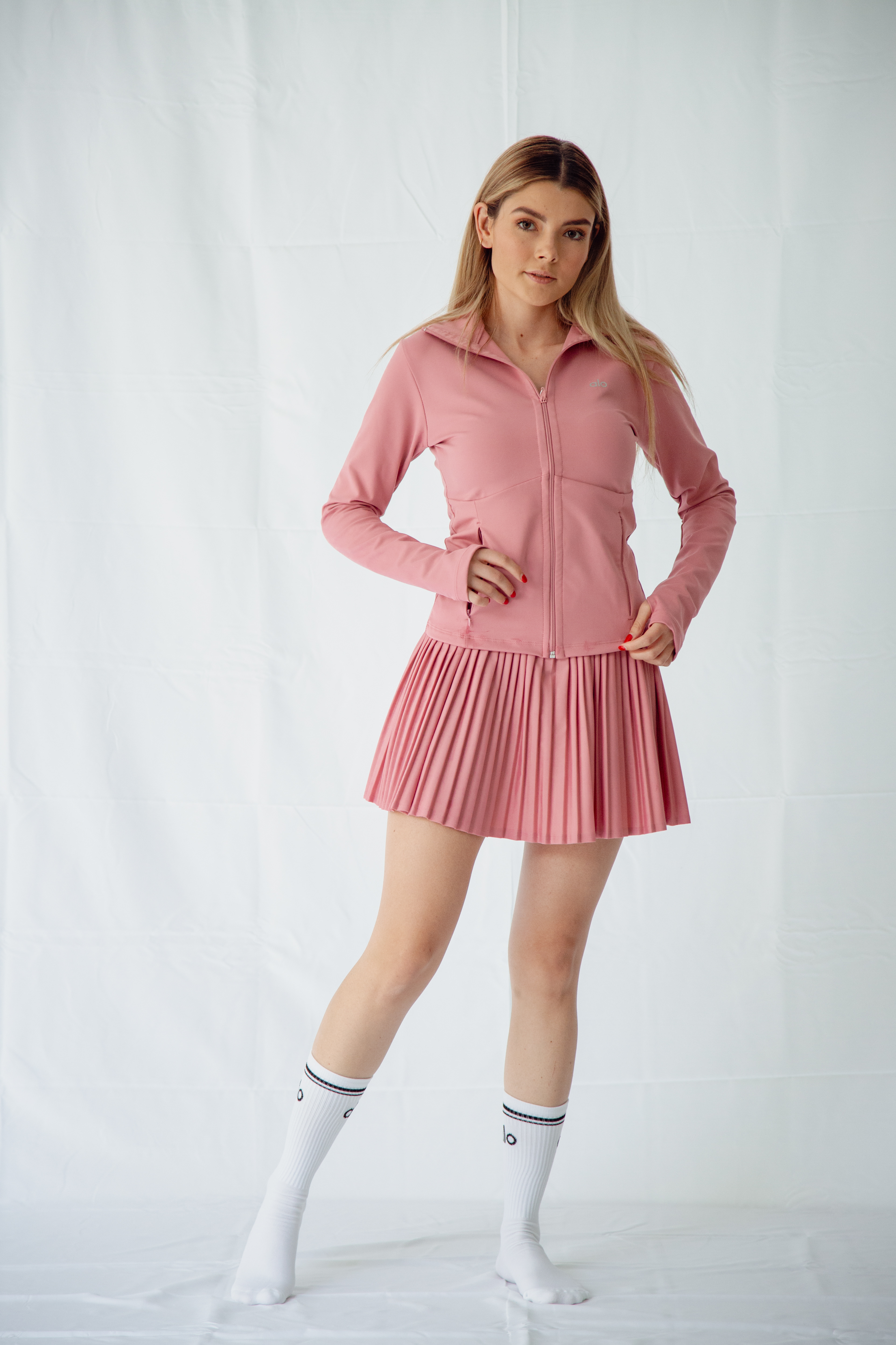 FALDA SHORT PLISADA $155