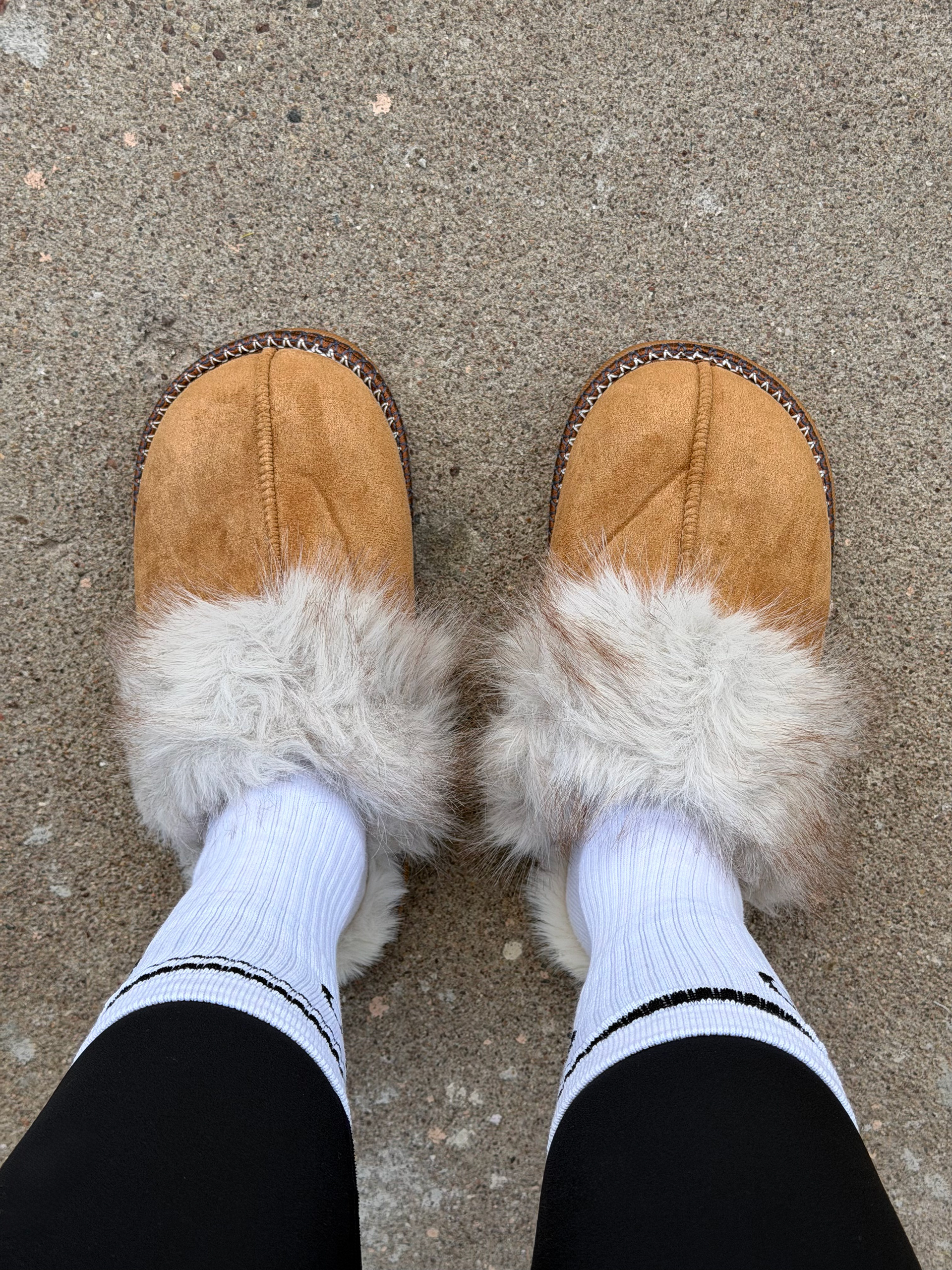 SLIPPERS $200