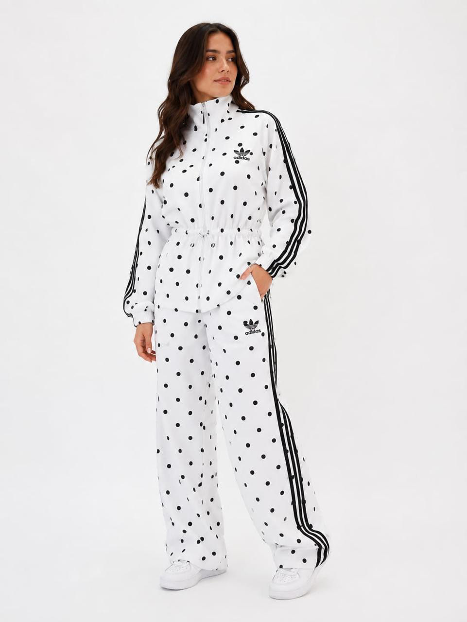 CONJUNTO POLKA DOTS $495 - unitalla, tela microfibra (rompevientos), bolsas a los lados y jareta ajustable en cintura